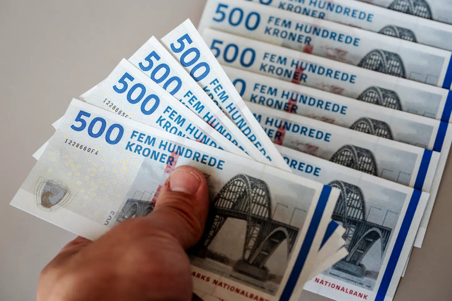 Aktionærerne i Carlsberg kan se frem til den første forhøjelse af udbyttet siden 2022.