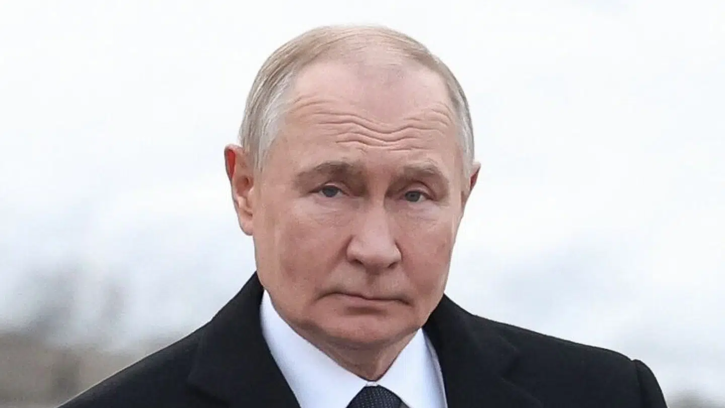 Der er ingen indikation på, at Putin og Macron har været i dialog.