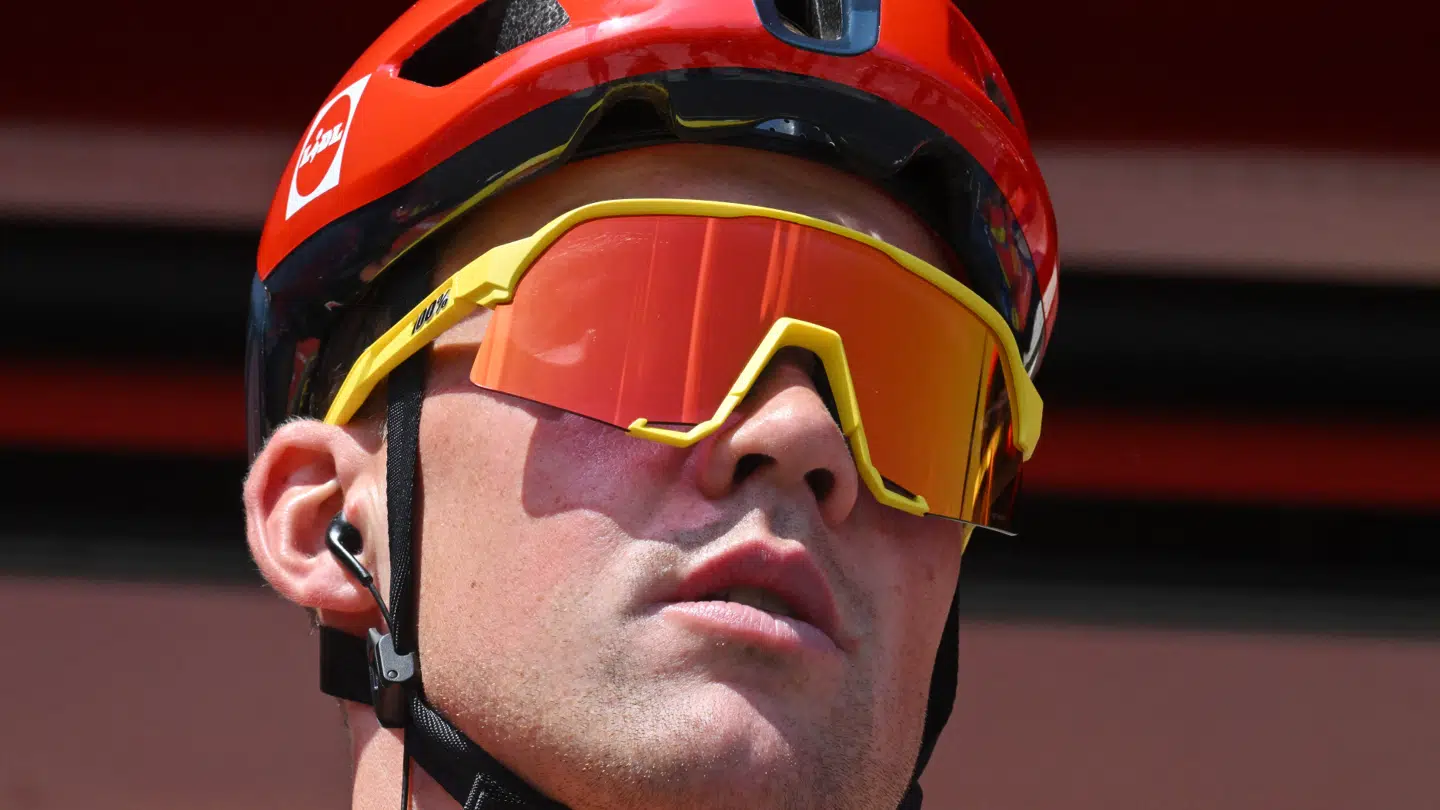 Cykelstjernen Mads Pedersen skal torsdag opereres.