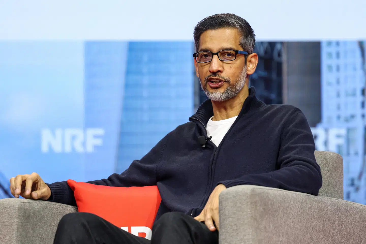 Direktøren for Google og Alphabet, Sundar Pichai, mener, at selskabets investeringer i kunstig intelligens har drevet omsætningen op. (Arkivfoto).