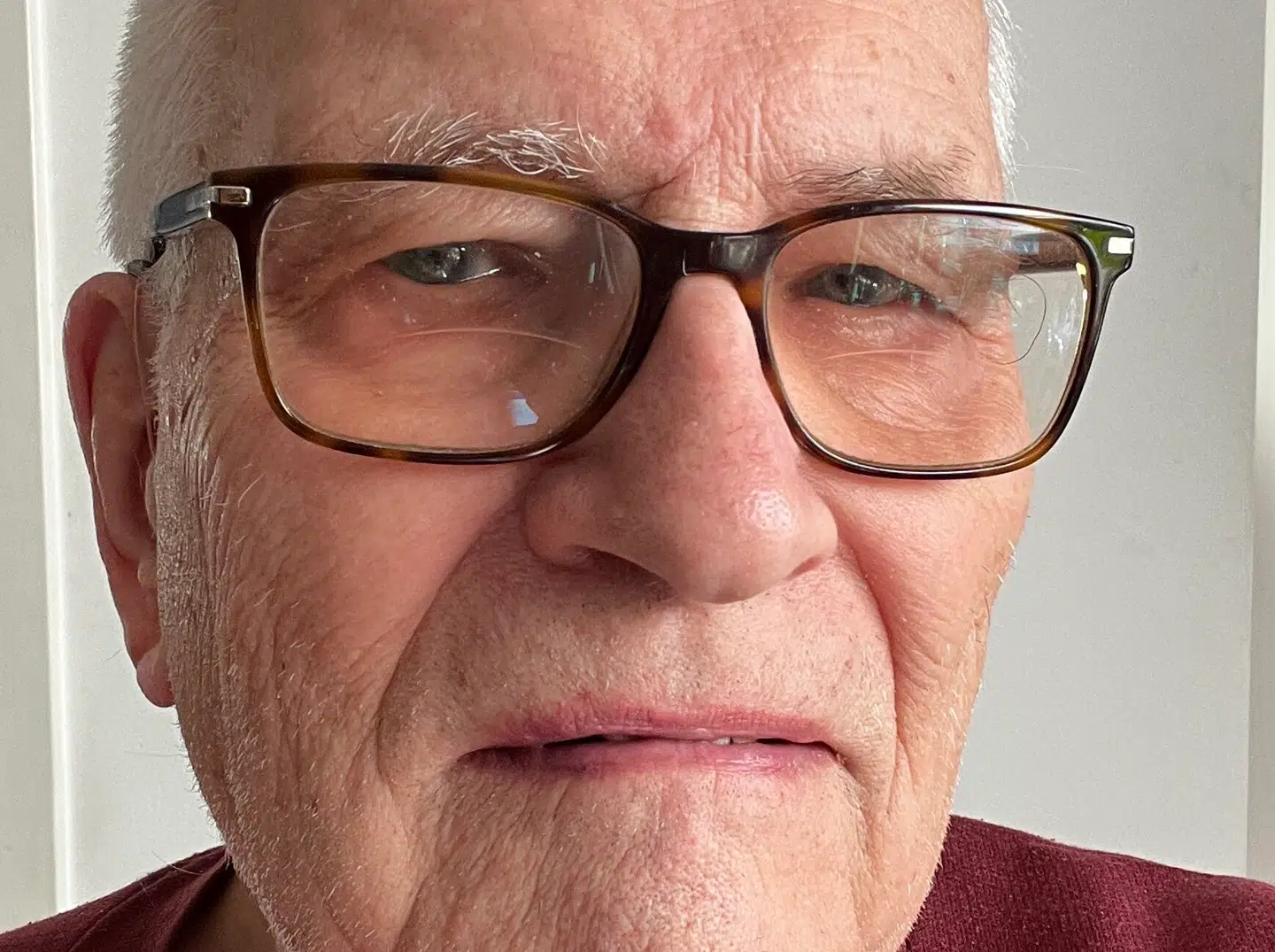 Ib Pico har hårdt brug for sin Volvo, fordi hans kone Inge er dårligt gående.