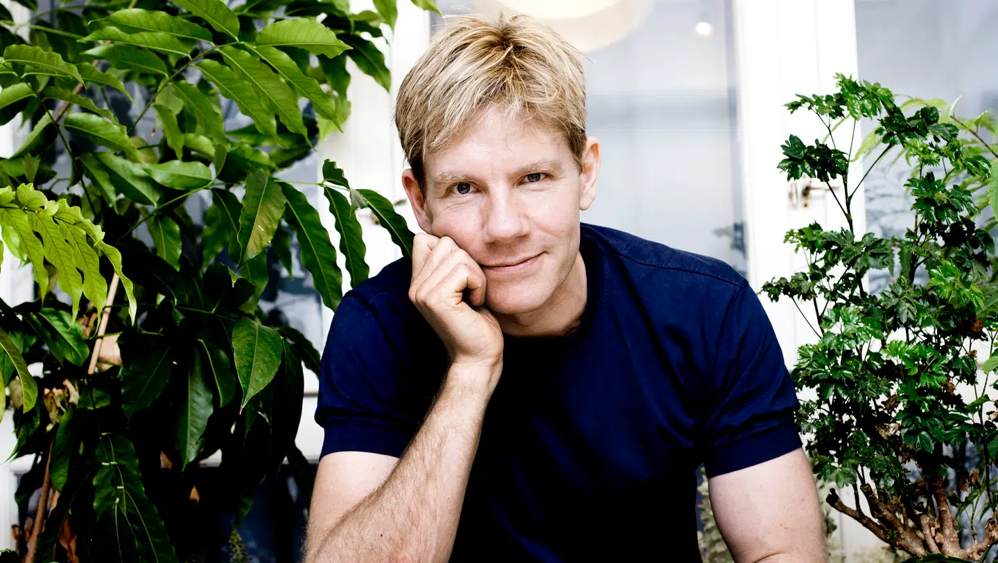 'Man skal selvfølgelig, og det har vi dygtigt gjort i Norden, brænde vores affald, fordi det gør mængden mindre, og det betyder, at vi genbruger energi. Men affaldssorterings- og genbrugstankegangen er et levn fra 70'erne, der er forkert,' siger Bjørn Lomborg.