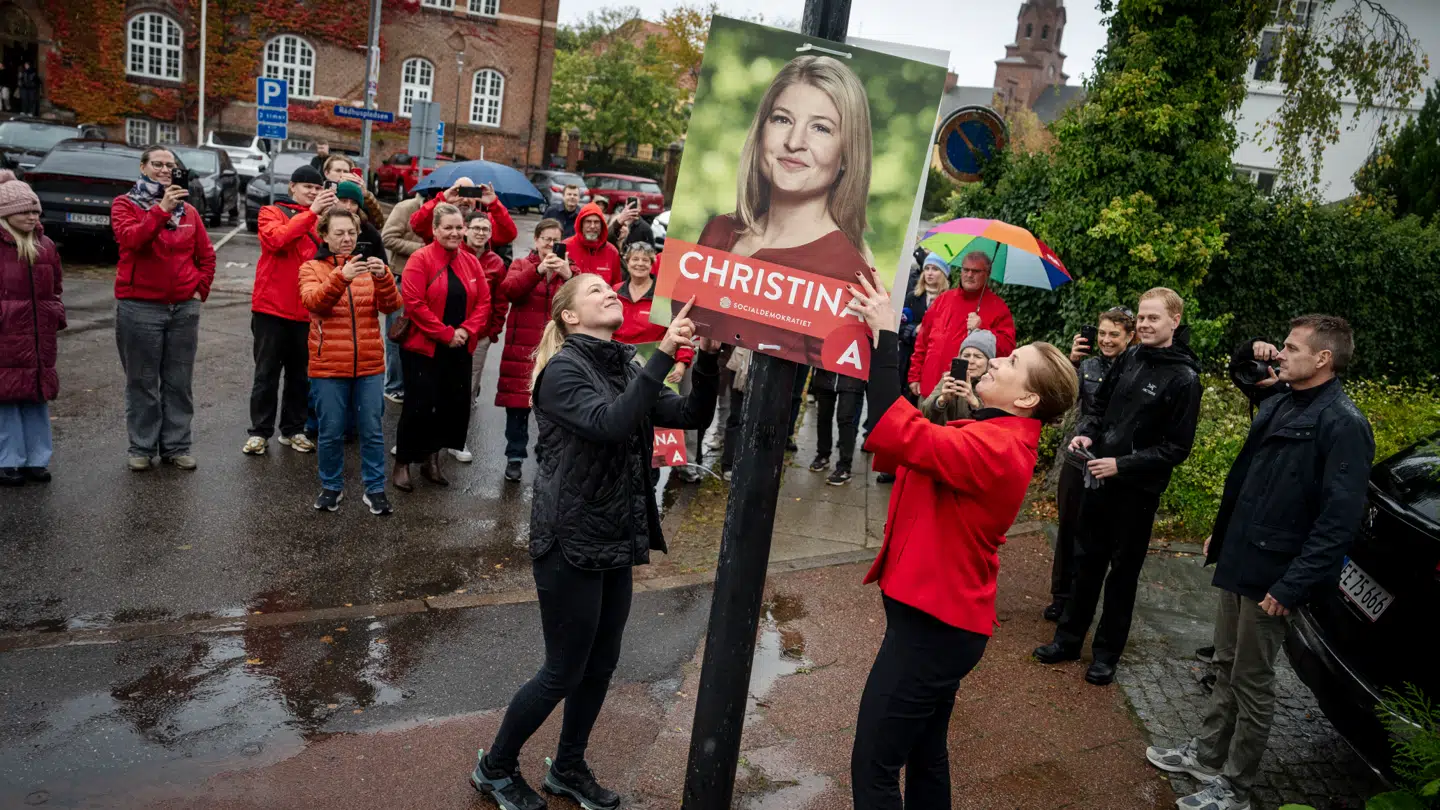 Her ses statsminister Mette Frederiksen (S) mødes med borgmester i Holbæk Kommune, Christina Krzyrosiak Hansen (S), der altså er gift med Jacob Mark.