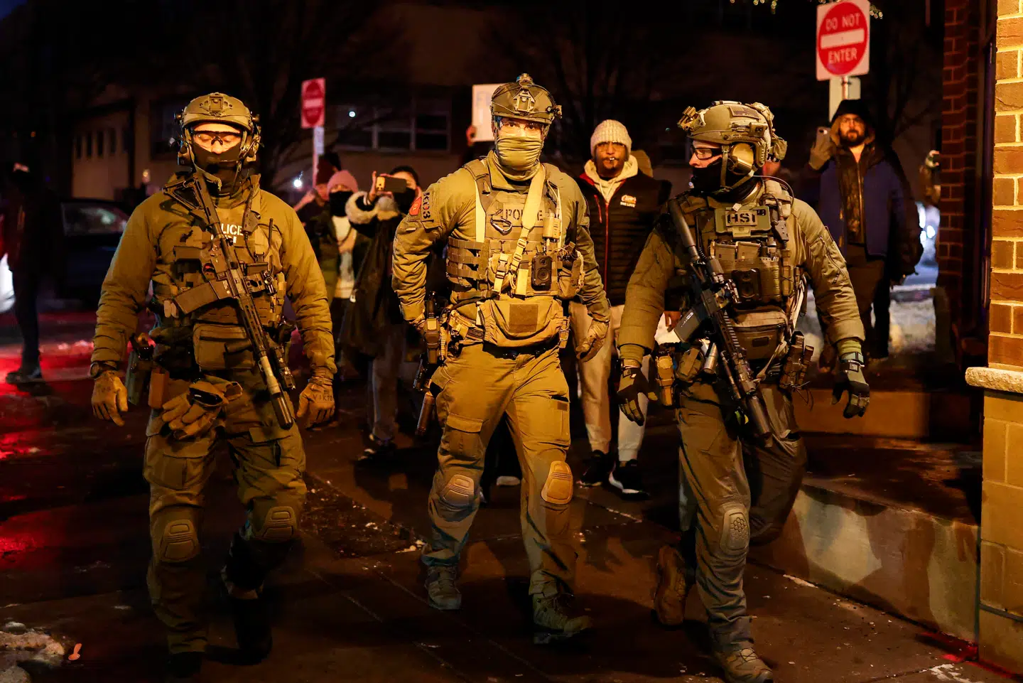 Det ville klæde Weekendavisen at få alle aspekterne med om disse alvorlige anslag mod retsstaten, skriver Torben Peitersen i et læserbrev. Foto: Charly Triballeu, Scanpix