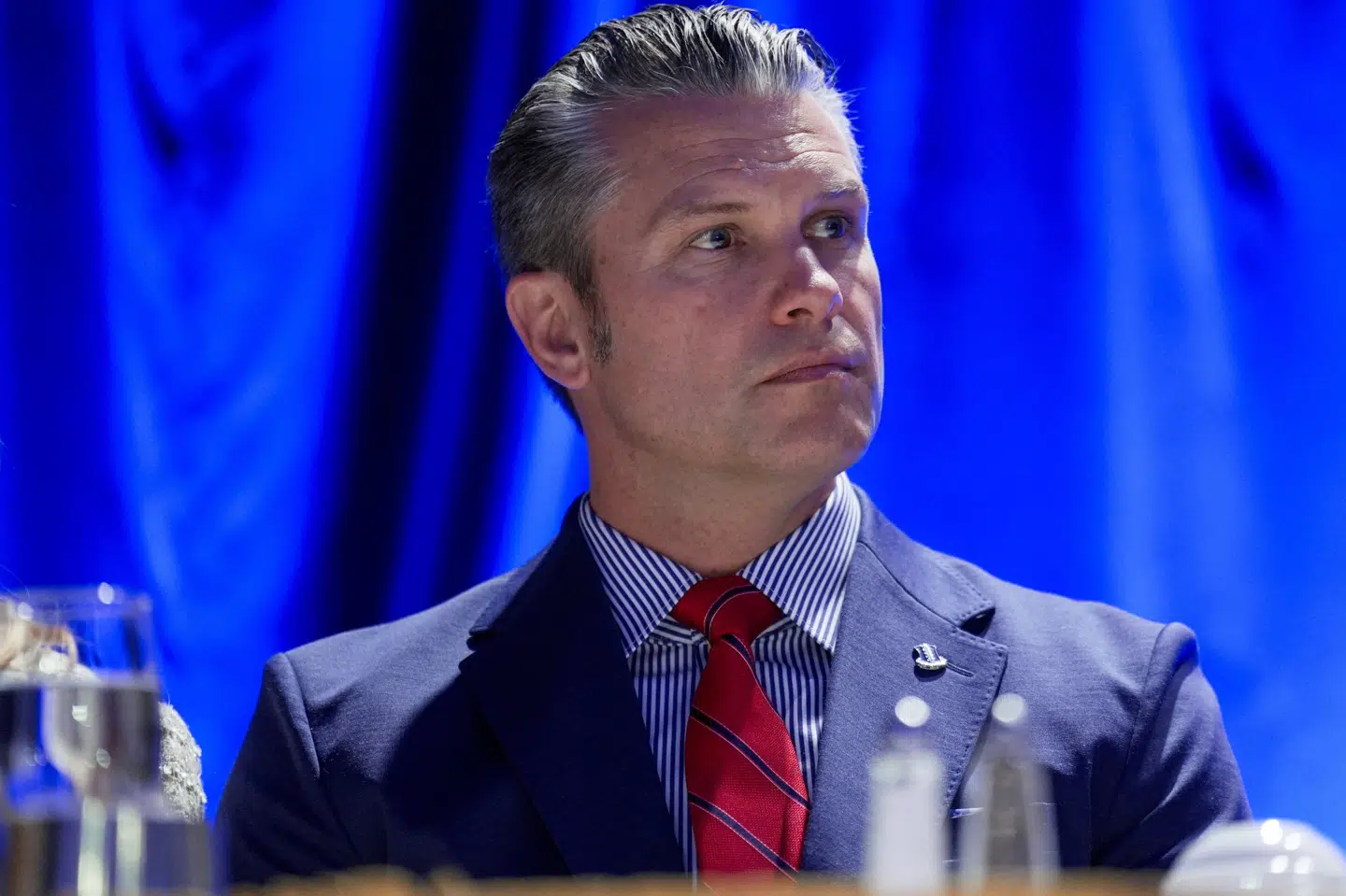 Det amerikanske militær - under ledelse af forsvarsminister Pete Hegseth - har dræbt to personer i et angreb på en båd i Stillehavet. Båden transporterede ifølge USA narkotika. (Arkivfoto).