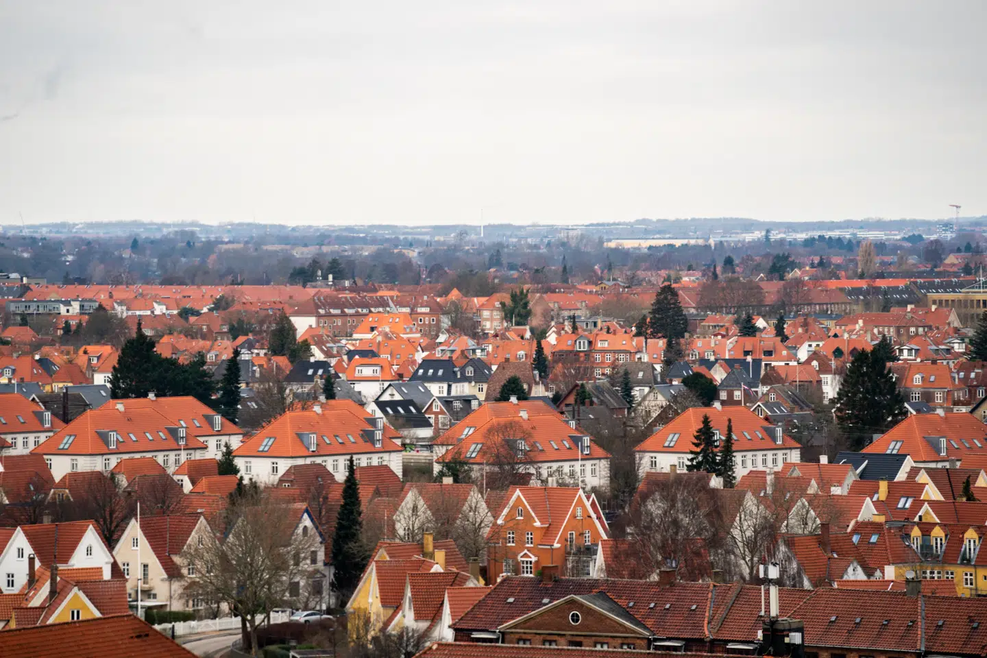 Boligejere er frustrerede over renteopkrævninger på uforskyldt restskat.