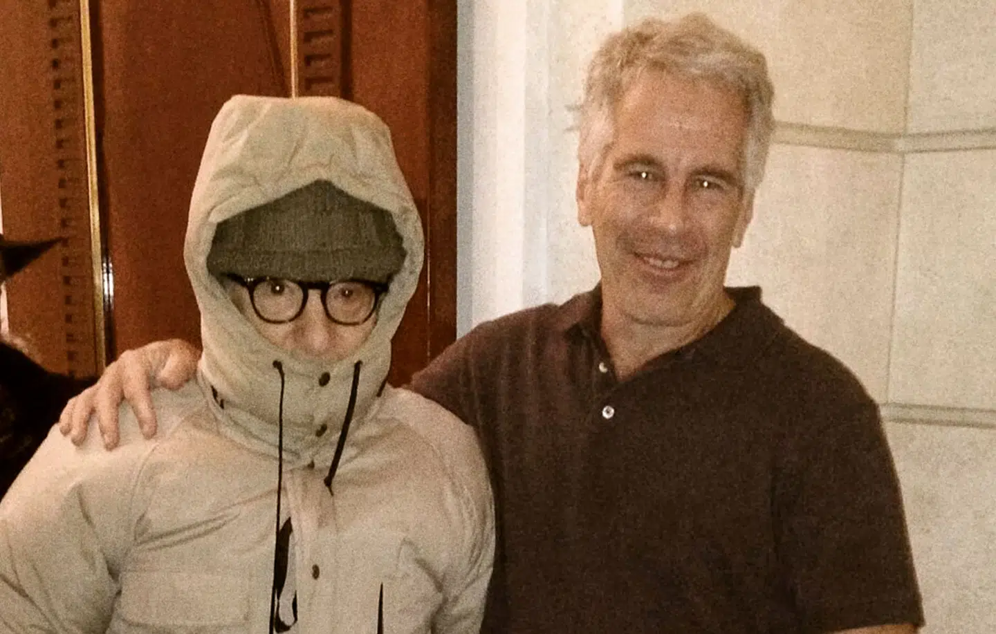 Woody Allen og Jeffrey Epstein på et foto, der blev frigivet af House Oversight Committee i december.