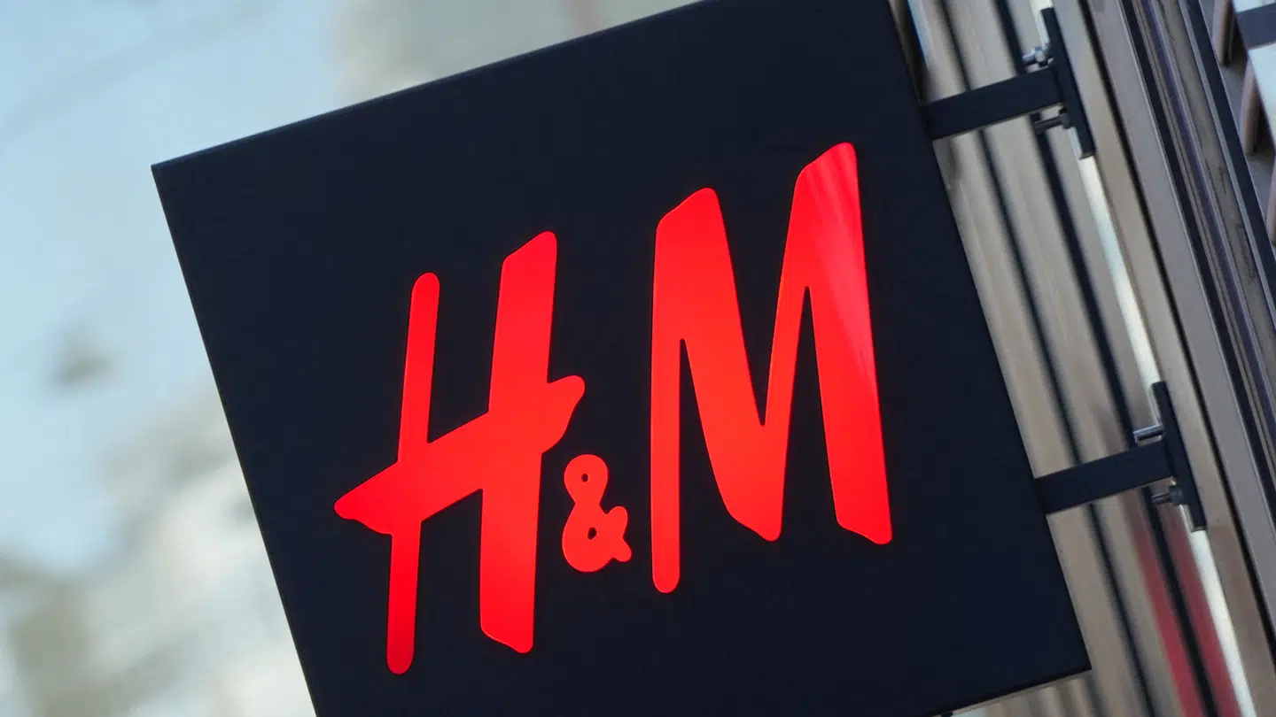 H&M overdrager opgaven til en ekstern virksomhed.