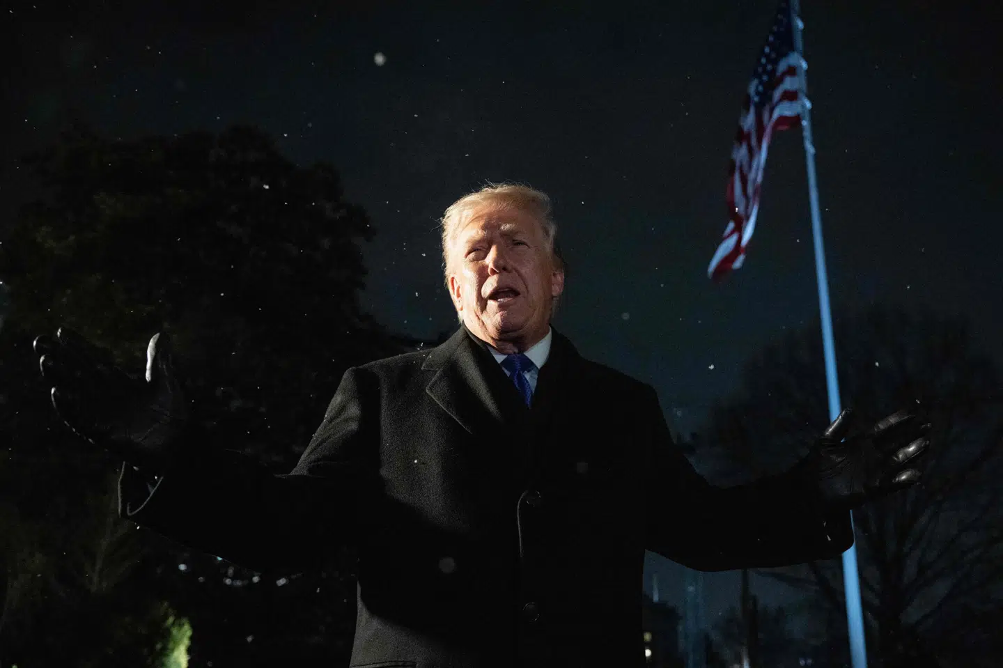 Donald Trump siger, at delegationer fra Iran og USA skal mødes igen i næste uge.