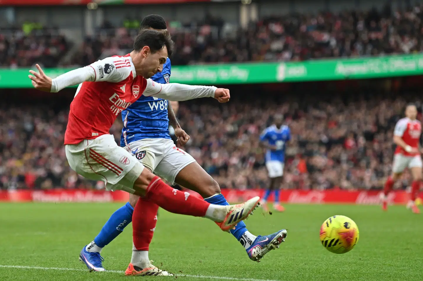 Arsenal Martin Zubimendi har sit udgangspunkt på den defensive midtbane, men lørdag viste spanieren sig afgørende med en offensiv finesse.