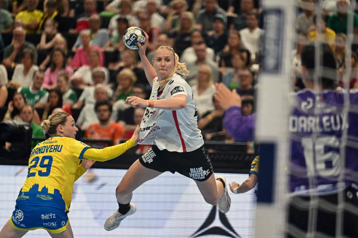 Henny Reistad var som så ofte før flyvende for Team Esbjerg i lørdagens Champions League-sejr. (Arkivfoto).