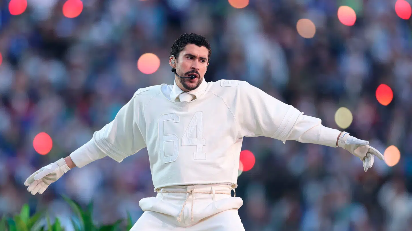 Til manges forargelse foregik hele Bad Bunnys pauseshow på engelsk.