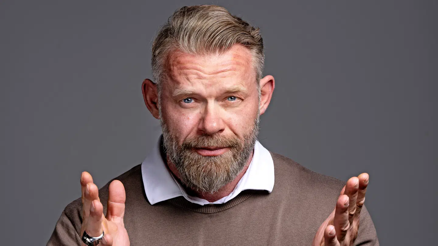 Joachim B Olsen, Politisk kommentator på B.T. Medvært på den politiske podcast slottet og sumpen.