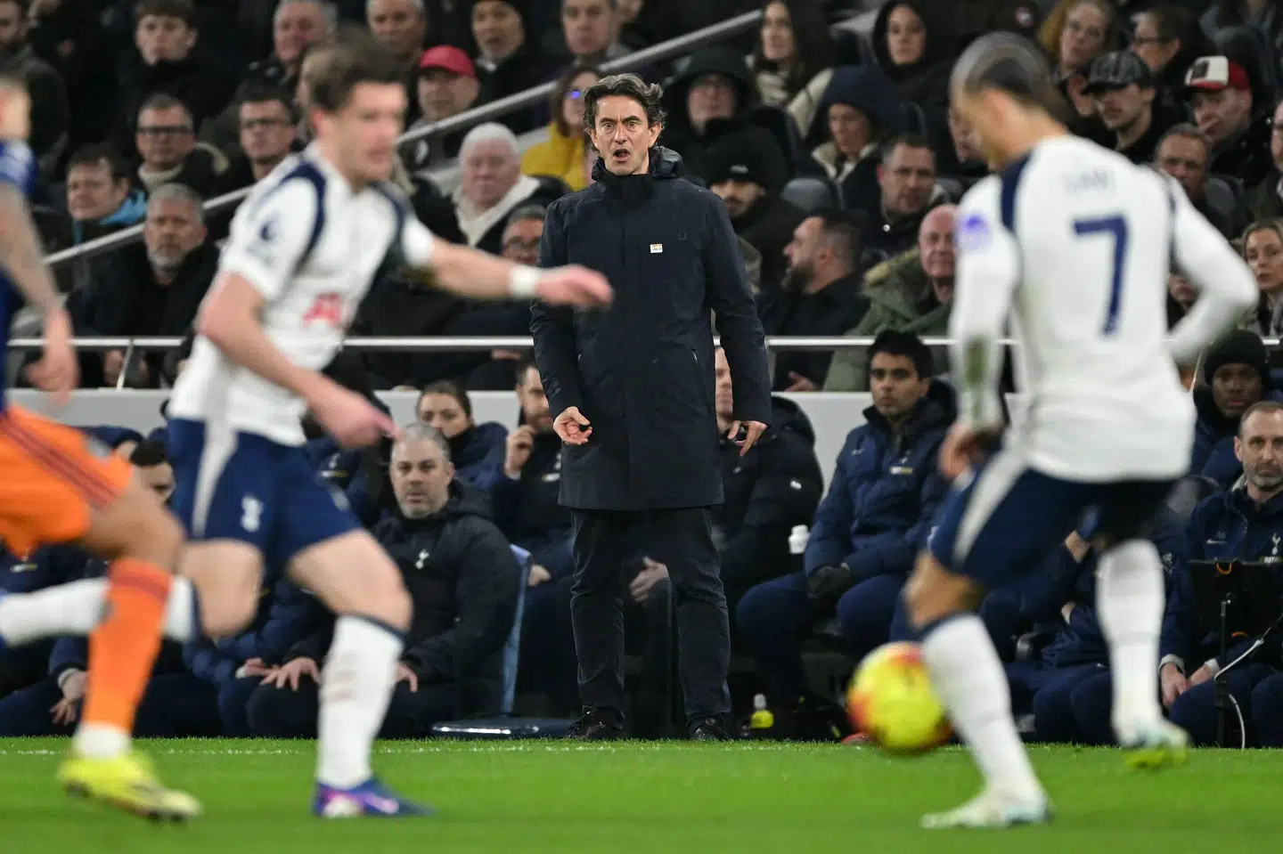 Presset stiger på Tottenhams danske træner, Thomas Frank, der tirsdag aften løb ind i endnu en skuffelse.