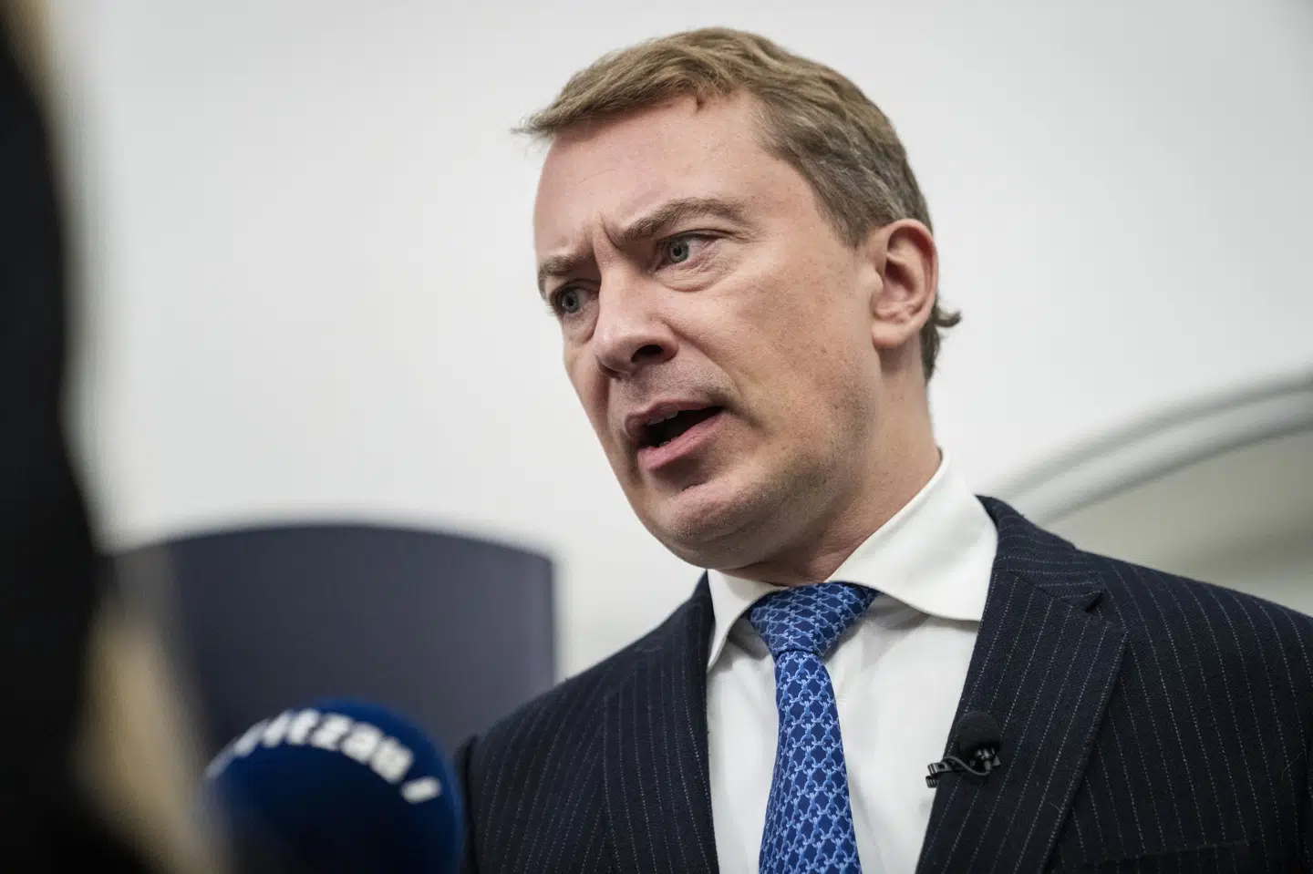 Morten Messerschmidt ejer både en større BMW, som kører på benzin, og en lille eldreven Smart-car, han har haft i en håndfuld år. (Arkivfoto).