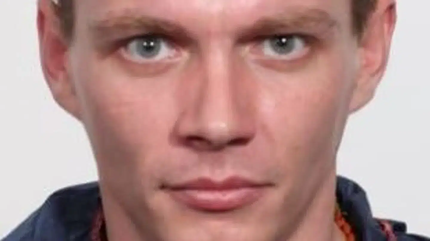 Her ses et billede af manden.