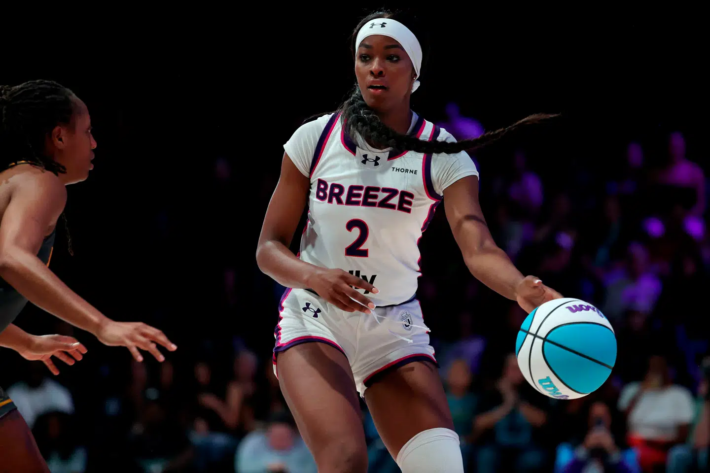 Rickea Jackson spiller i WNBA for Los Angeles Sparks