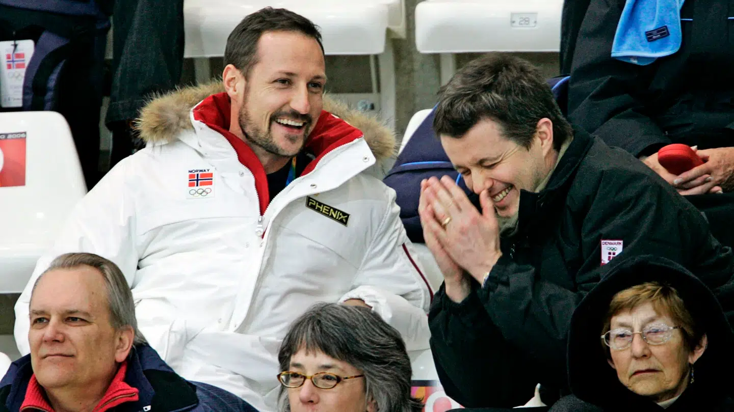 Norges kronprins Haakon og daværende kronprins Frederik til vinter-OL i 2006.