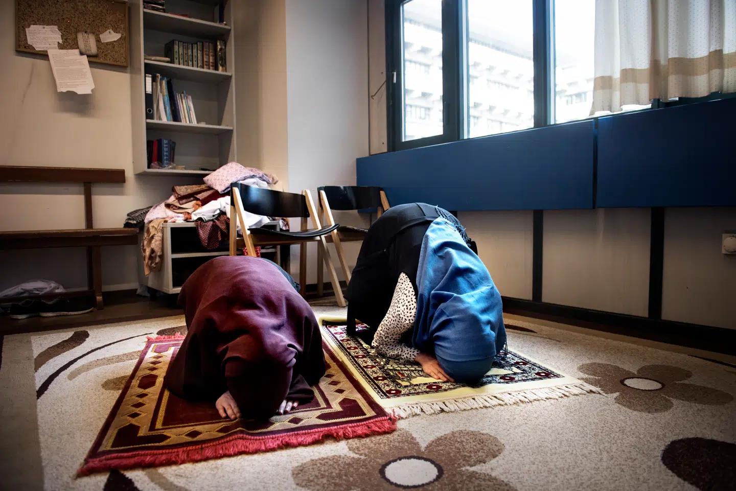 Bederum skal være forbudt på uddannelsesinstitutioner, mener Danmarksdemokraterne. Det mener S og V angiveligt også, selvom de ikke vil stemme for et forbud i Folketingssalen. Arkivfoto: Sofie Mathiassen