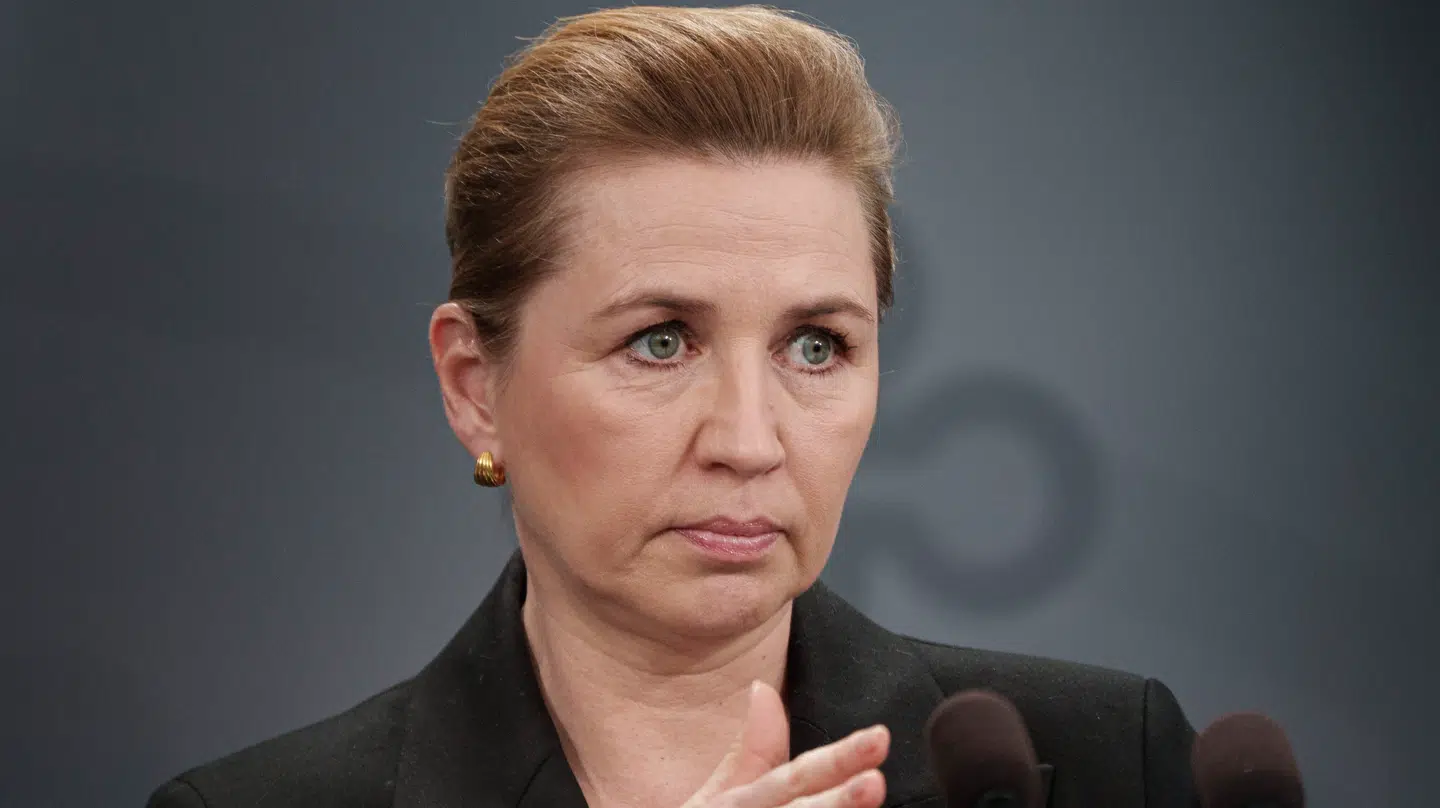 Statsminister Mette Frederiksen afskaffede store bededag med argumentet om, at det var nødvendigt for at øge arbejdsudbuddet og for at finansiere den massive oprustning af forsvaret.