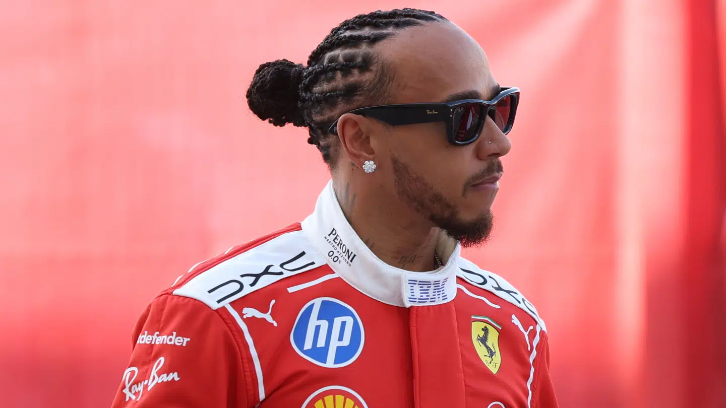 Lewis Hamilton har tidligere dannet par med sangerinden Nicole Scherzinger. Parret gik angiveligt fra hinanden i 2015.