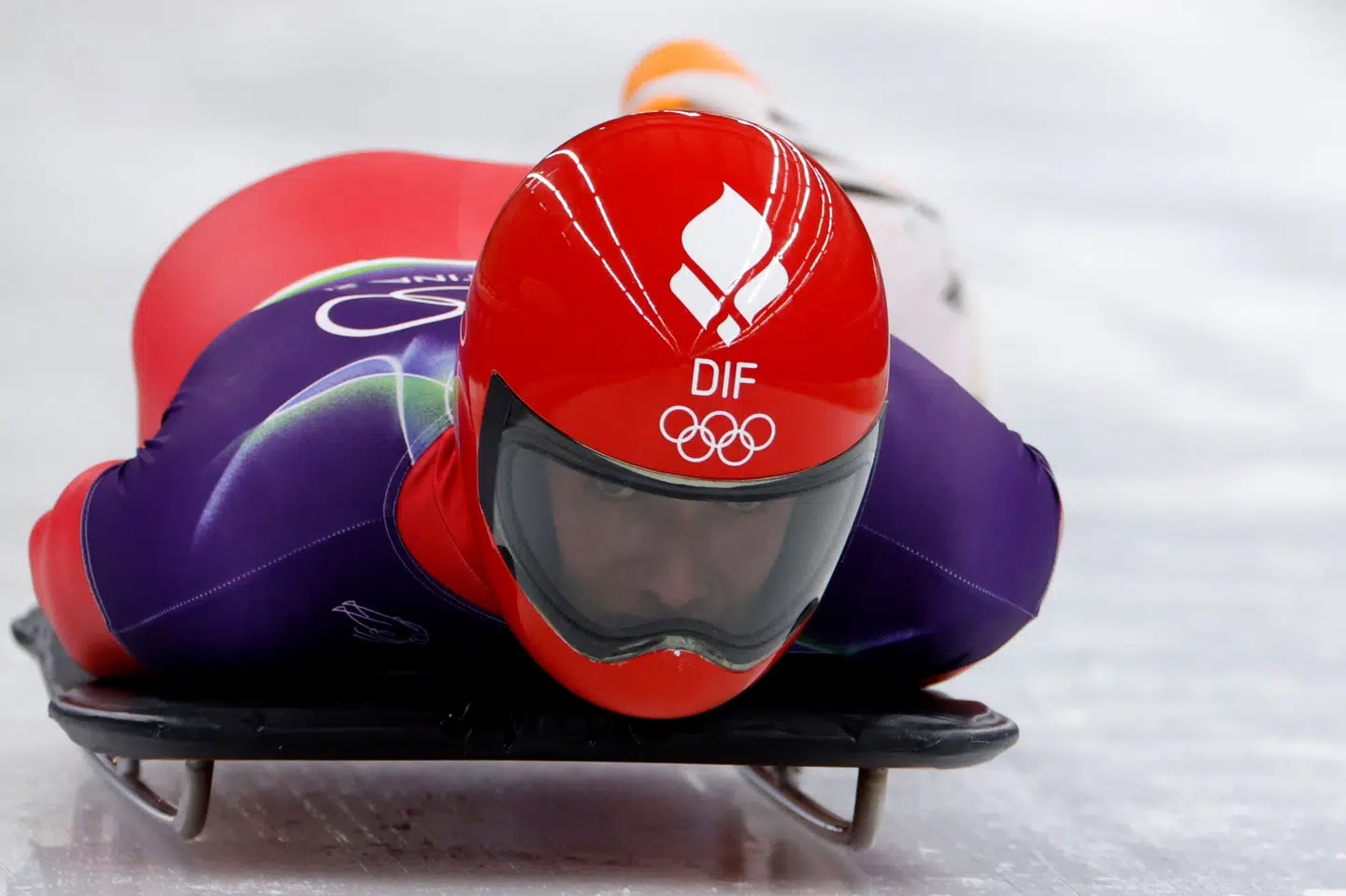 Den 23-årige skeletonkører Rasmus Vestergaard Johansen indtager 11.-pladsen i herrernes skeleton efter de første to gennemløb.