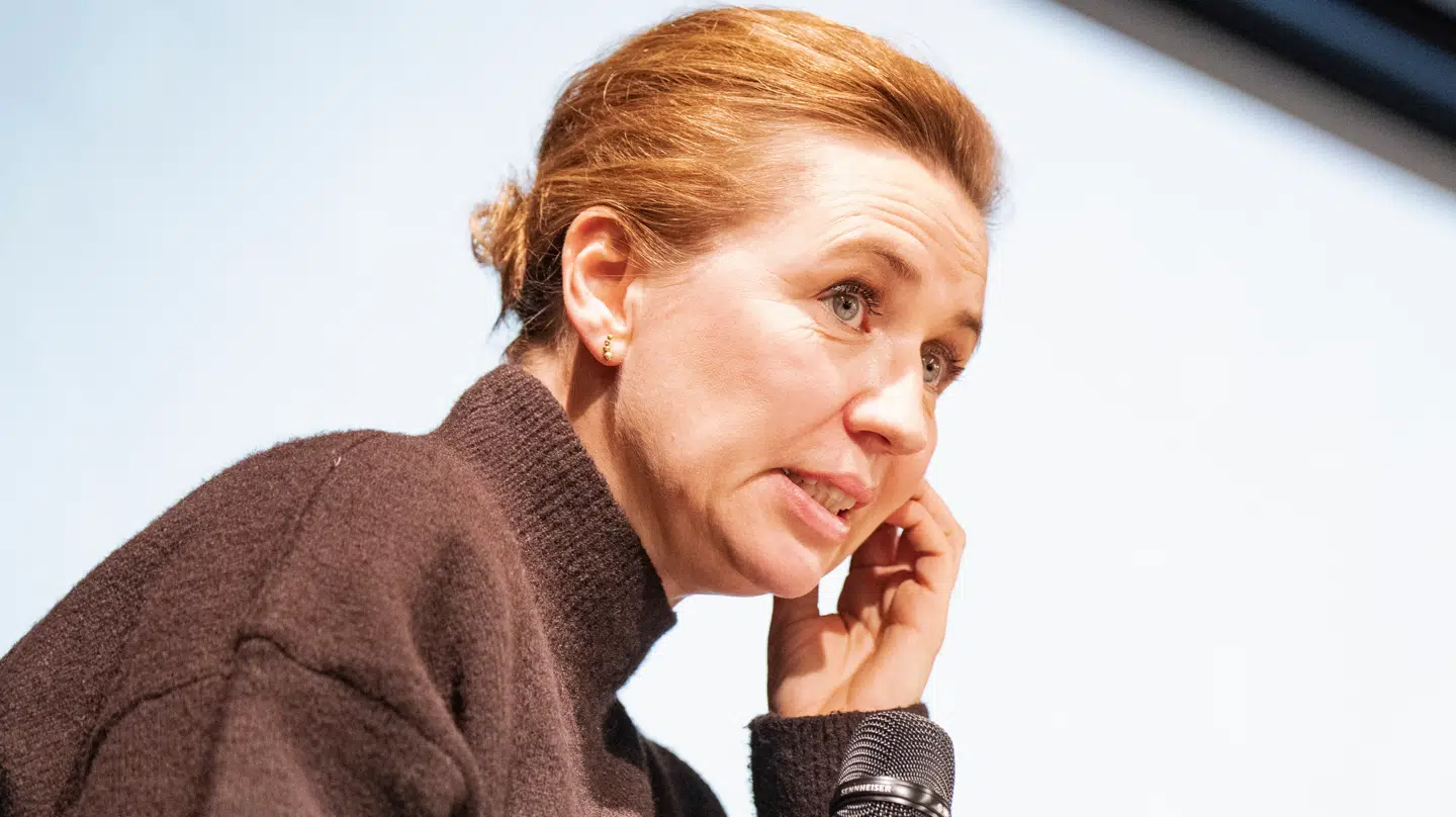 Statsminister Mette Frederiksen (S) skal gå en meget svær balancegang med sine bolig-udmeldinger.