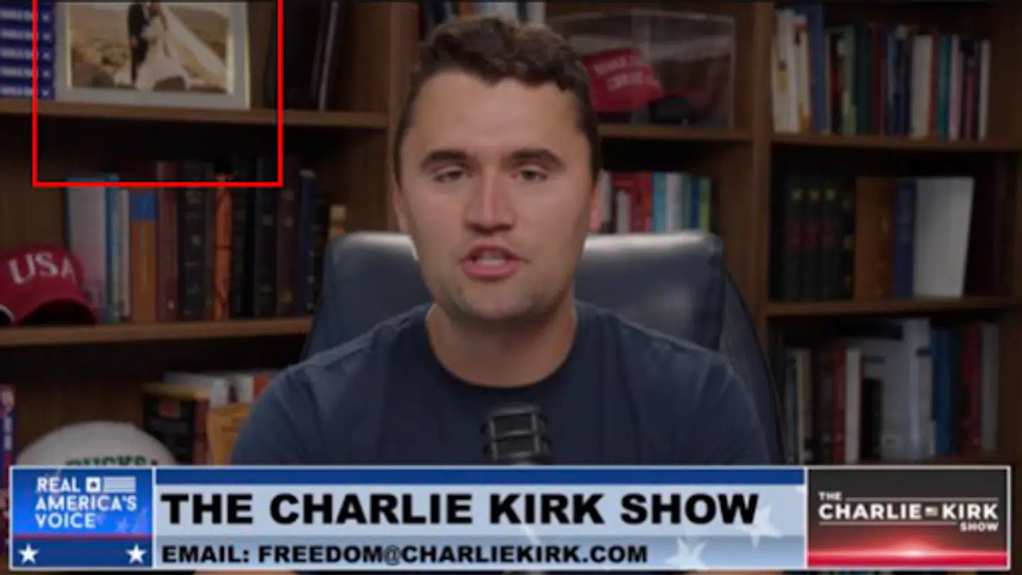Charlie Kirk blev skudt under et offentligt arrangement i delstaten Utah den 10. september 2025.