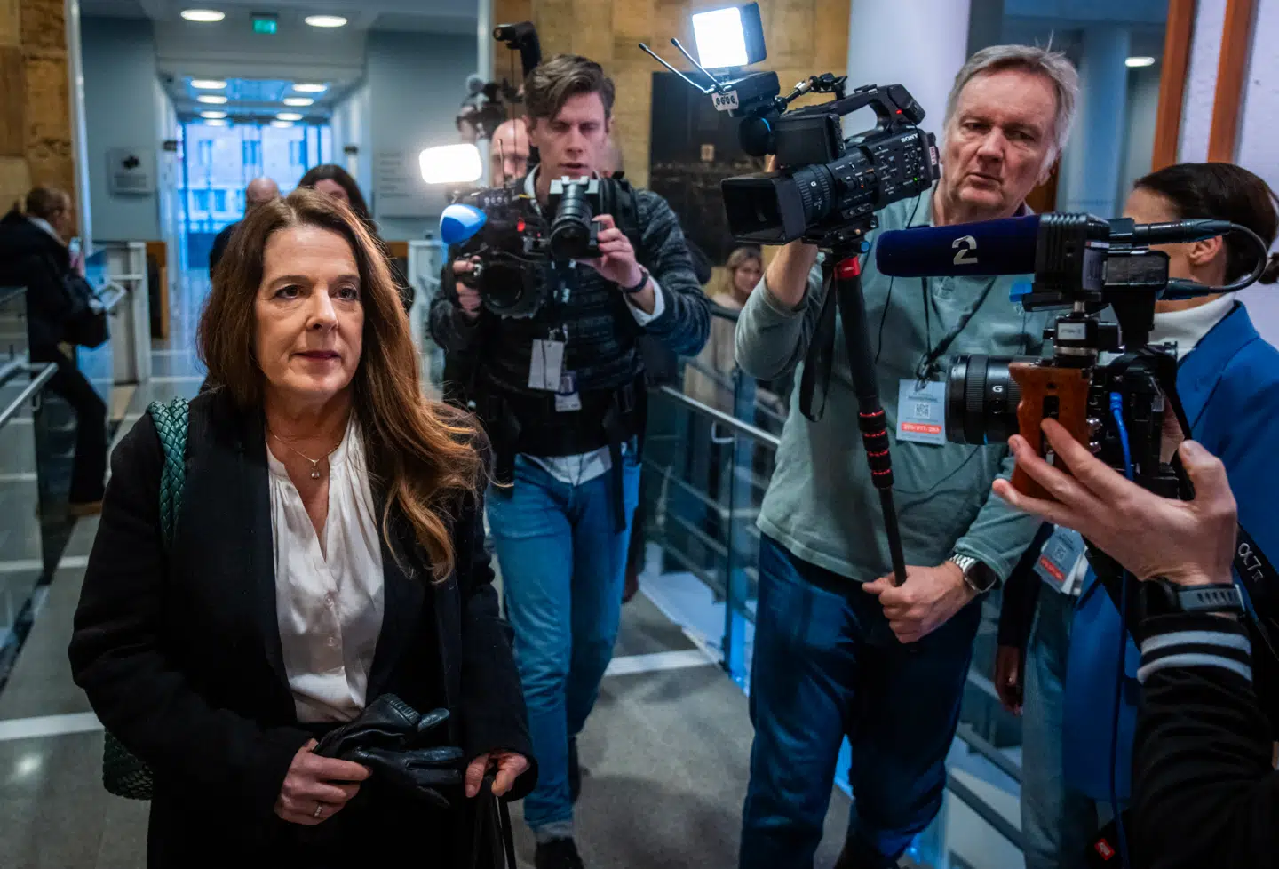 'Oslo-kvinden' er repræsenteret af sin bistandsadvokat Hege Salomon, som her ses ankomme til retssalen torsdag.