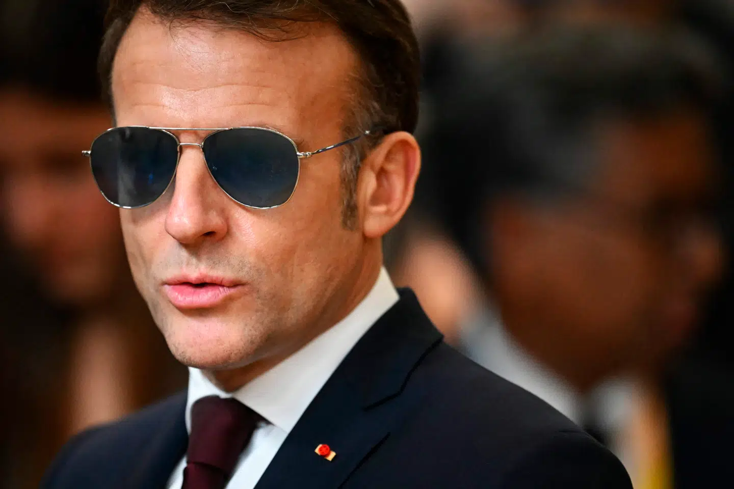 Længe håndterede europæerne Donald Trump med smiger og sammenbidt hyldest. Det er forbi, og på sikkerhedskonferencen i München er der spænding om talen fra den franske præsident, Emmanuel Macron.