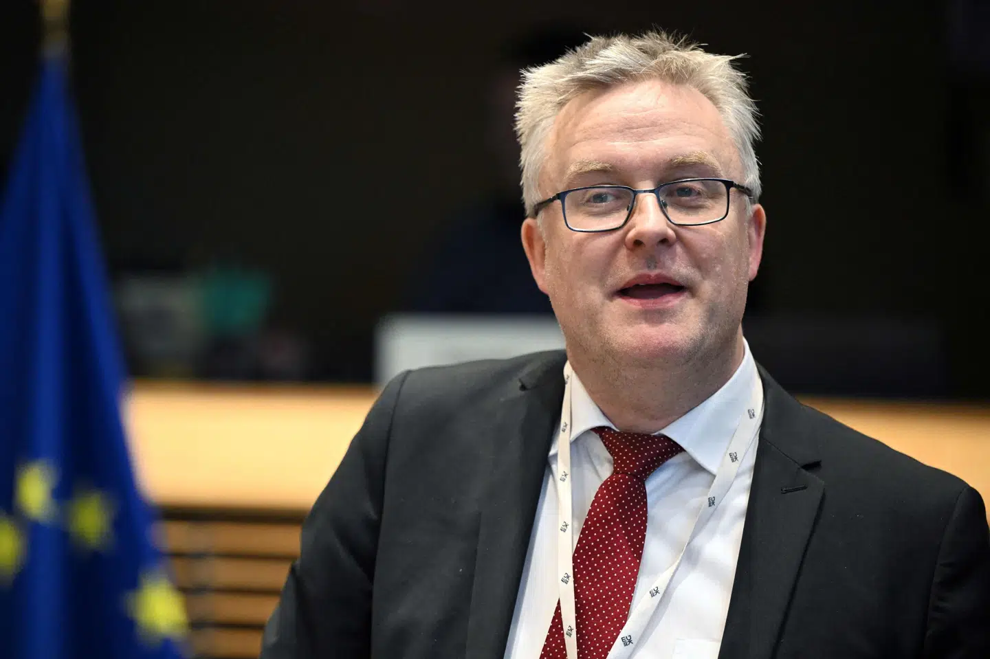 Landbrugsminister Jacob Jensen (V) beskyldes for at forsøge at bremse rapport om sprøjteforbud. (Arkivfoto).