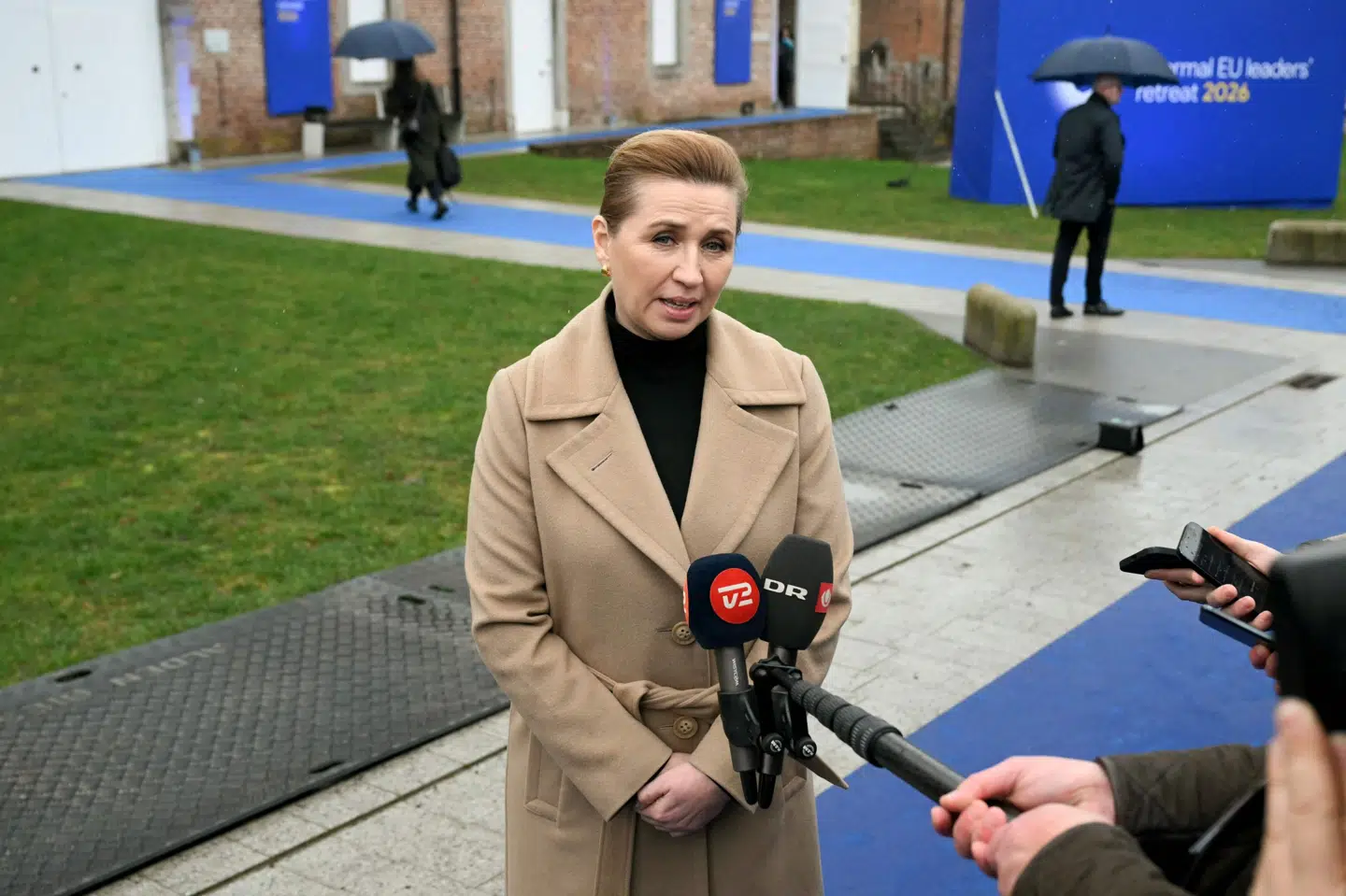 Statsminister Mette Frederiksen (S), her til uofficielt EU-topmøde i Belgien torsdag, beretter om nyt møde med USA's udenrigsminister Marco Rubio.