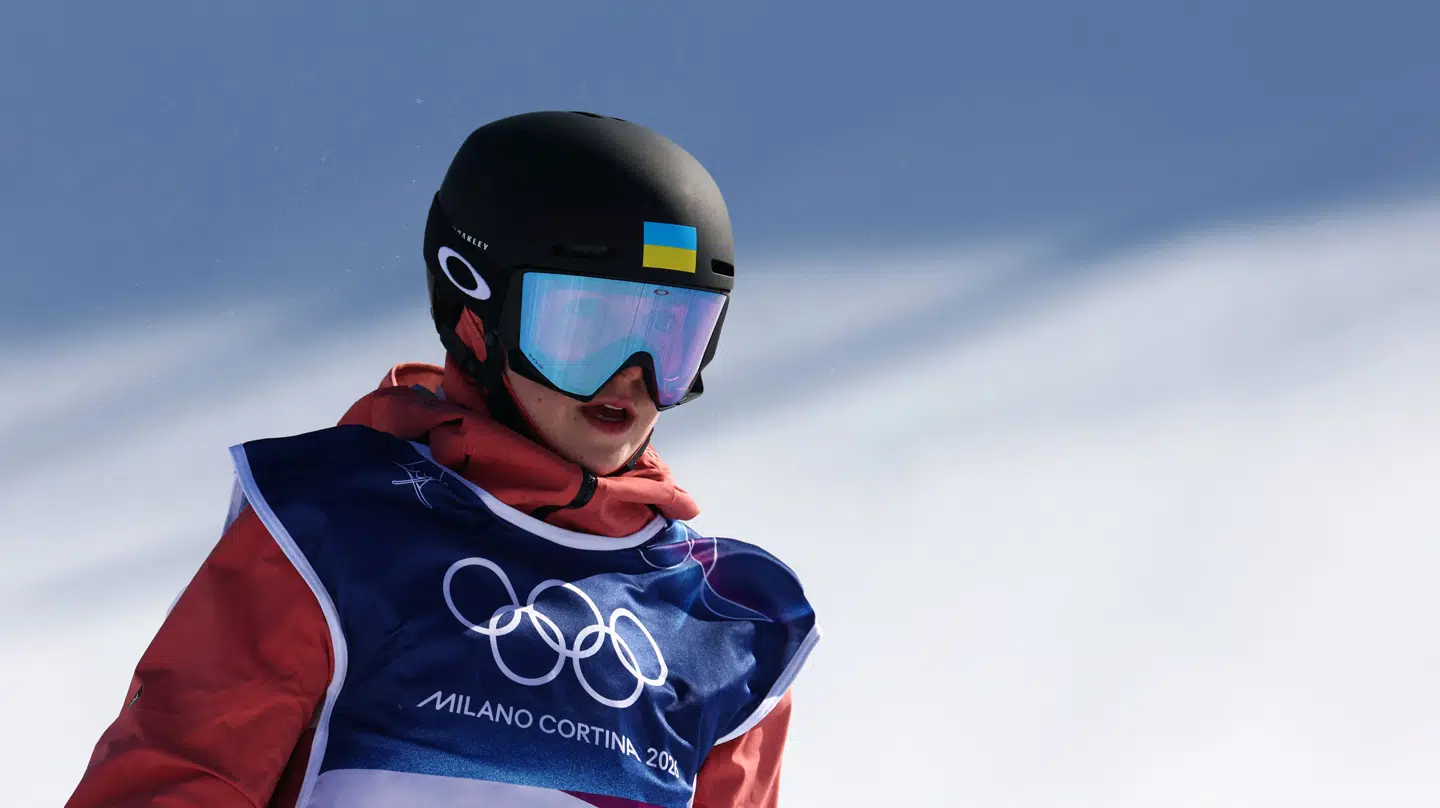 Kateryna Kotsar valgte at skifte hjelm.