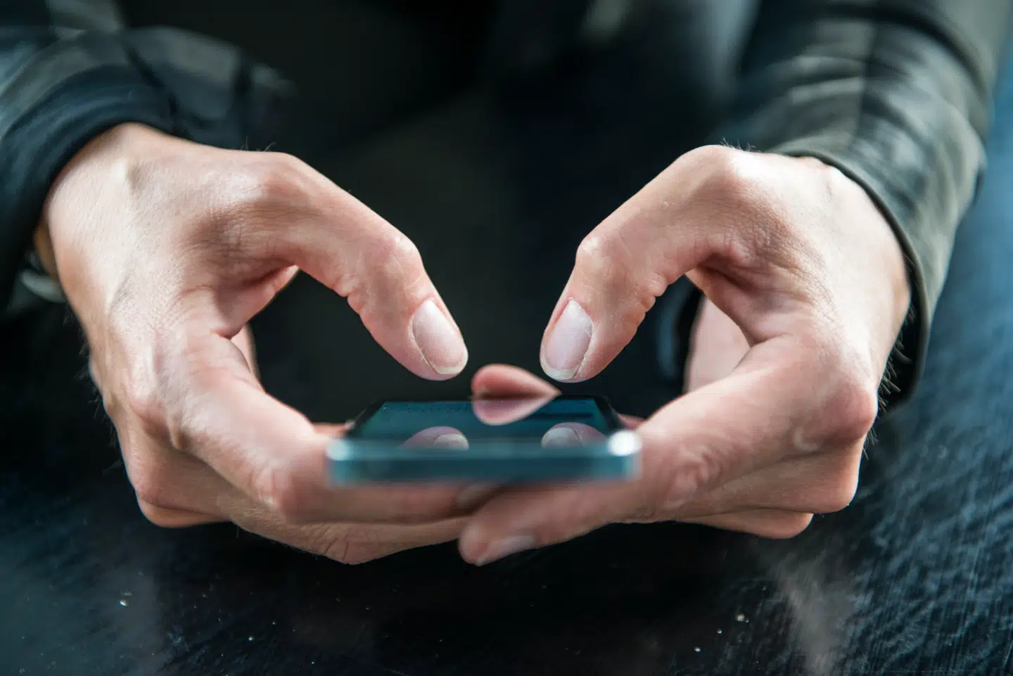 OpenAIs chatfunktion, ChatGPT-4o, blev lanceret i maj 2024. Siden er der kommet flere historier frem om personer, der udvikler psykoser og begår selvmord efter korrespondance med den kunstige intelligens.