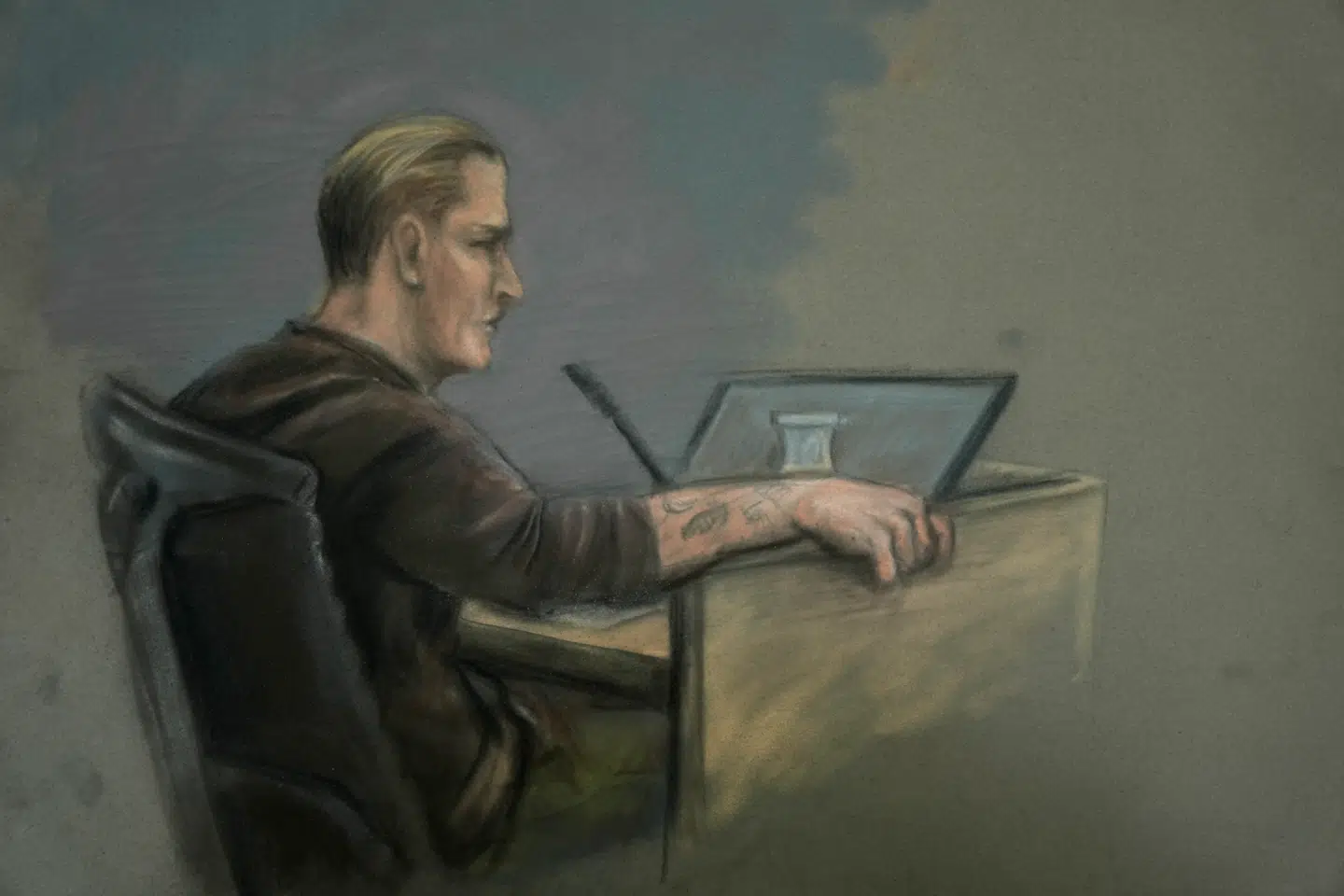 Politiet fandt flere foruroligende videoer på Marius Borg Høibys telefon. Videoer, som Høiby selv har filmet, og som ifølge den norske anklagemyndighed viser ham begå overgreb. De blev vist i retten.