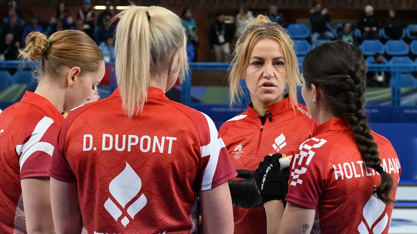 Danske curlingkvinder taber med 5-6 til Sverige ved vinter-OL.