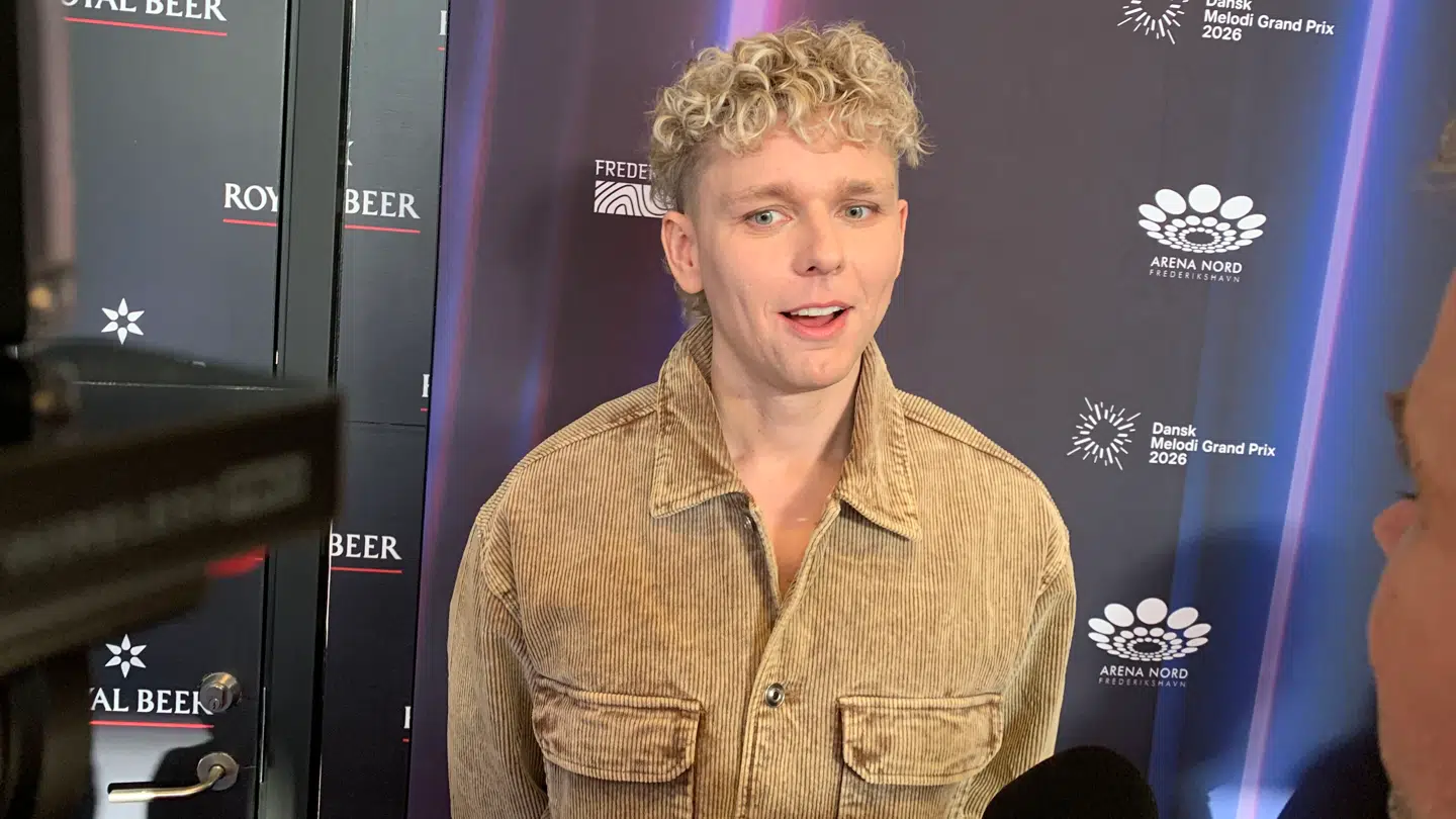 Emil Otto foran pressen i Arena Nord, Frederikshavn.