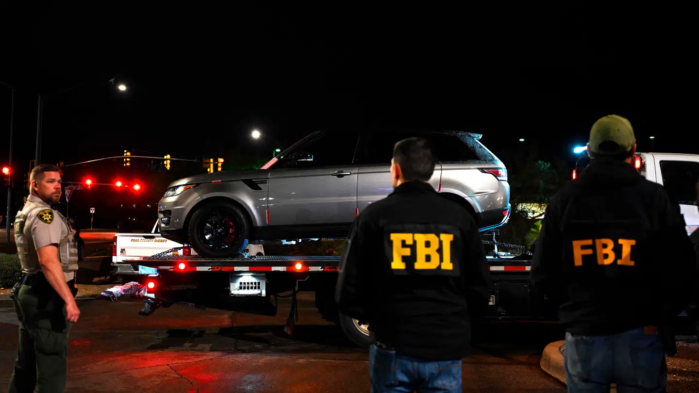 FBI undersøger en Rage Roger.