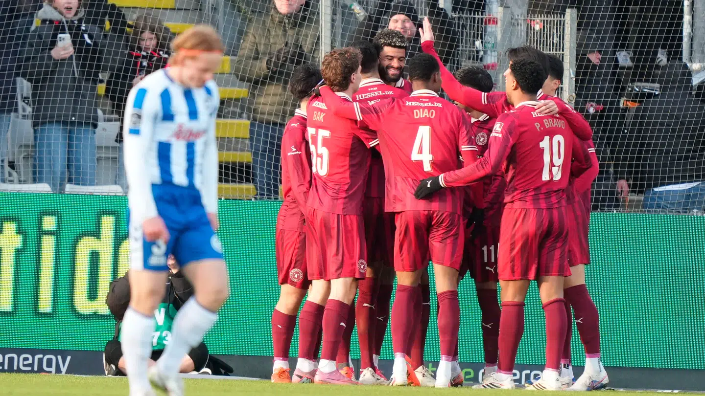 Billing scorede først, og dernæst fulgte et hattrick fra Brumado.