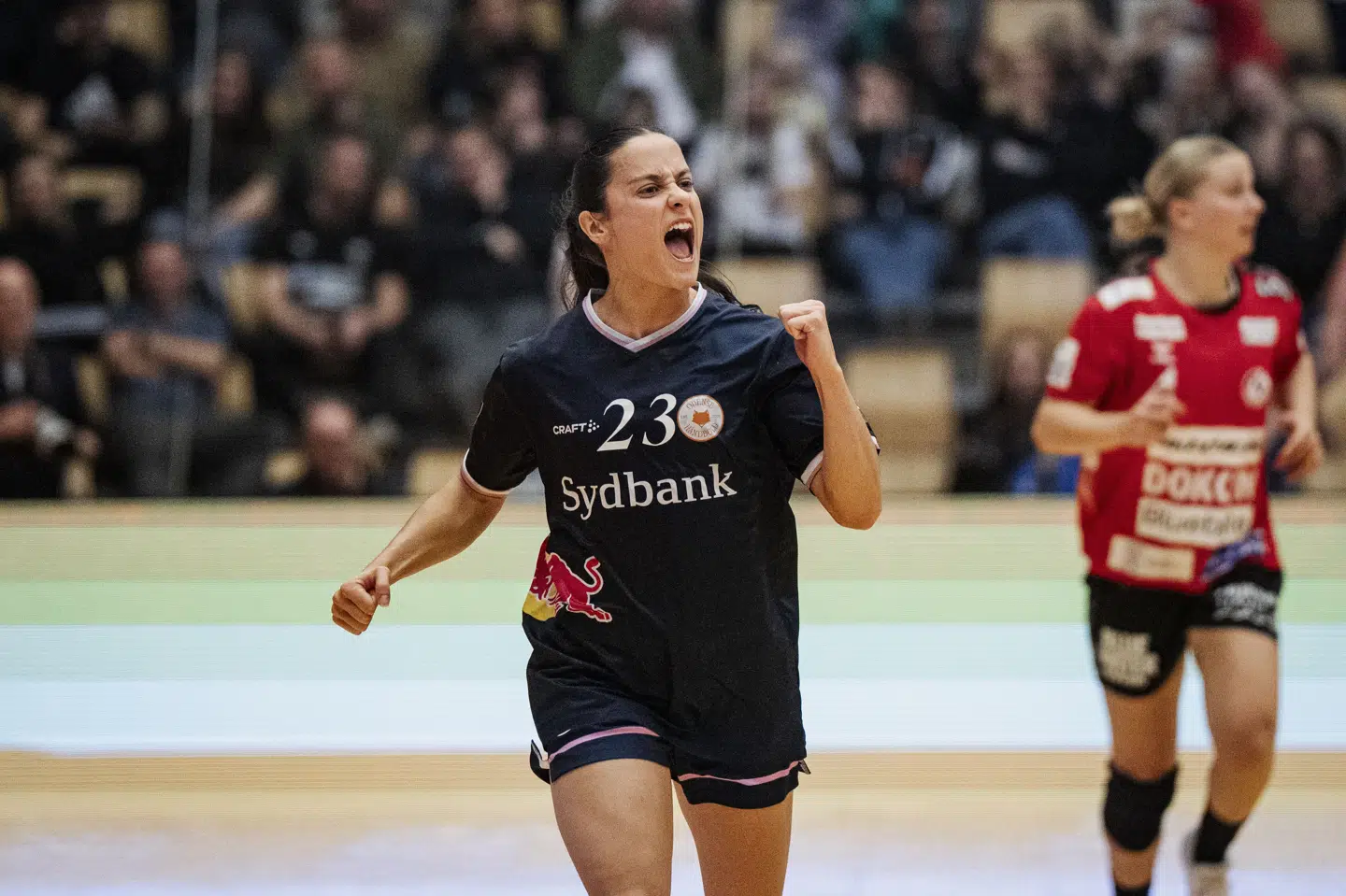 Elma Halilcevic scorede fem gange på seks forsøg, da Odense tog en vigtig CL-sejr i Ikast.