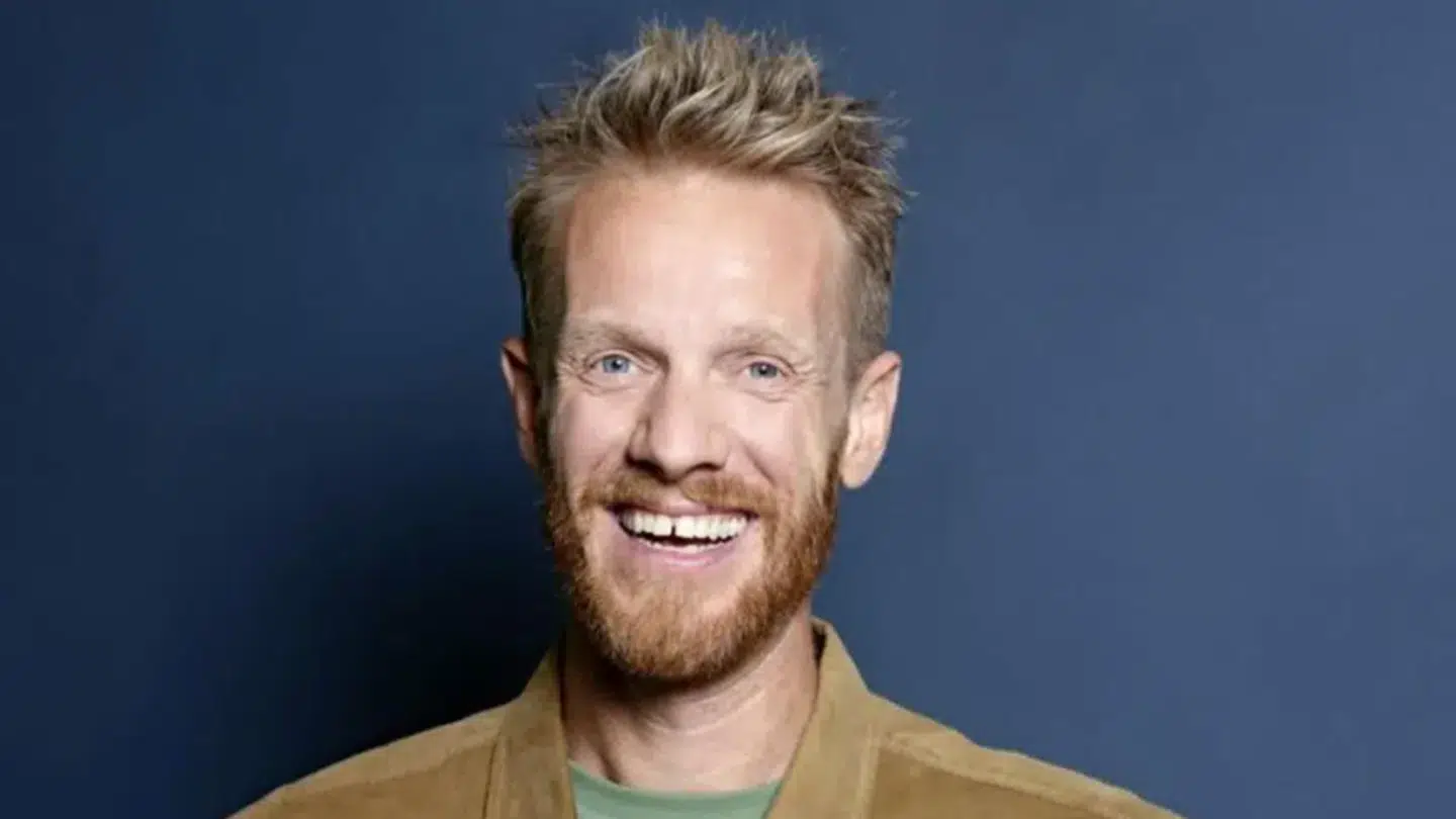 DR-værten Tobias Hansen har tilmeldt sig et benhårdt motionscykelløb.