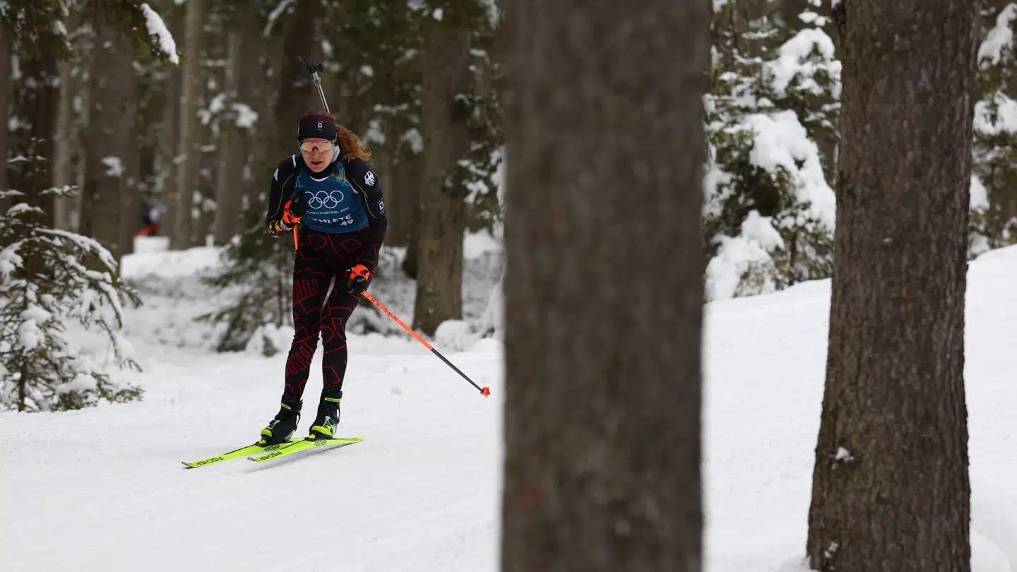 Den tyske skiskytte Janina Hettich-Walz måtte lægge sig syg.