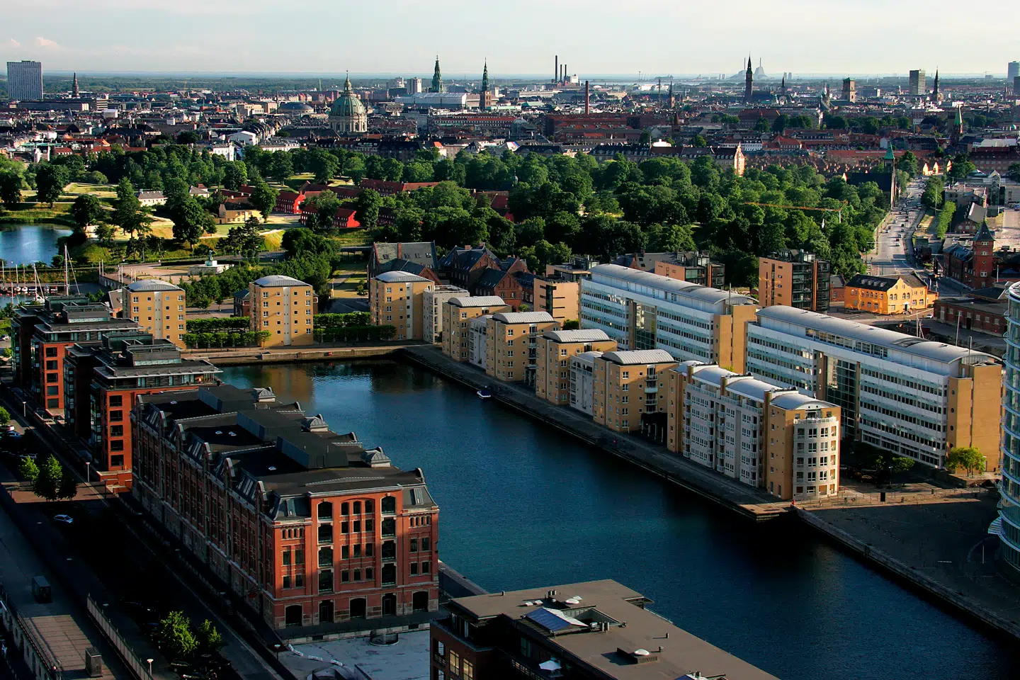 Især ejere af lejligheder i hovedstaden har oplevet voldsomme prisstigninger i de senere år.