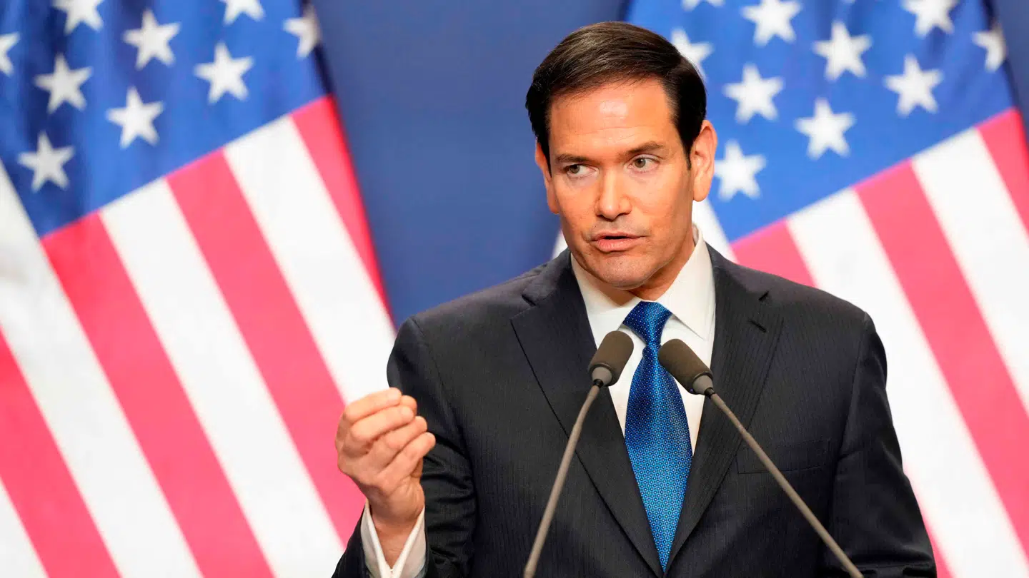 Udenrigsminister Marco Rubio talte om USAs planer i Iran under et pressemøde i Bratislava.