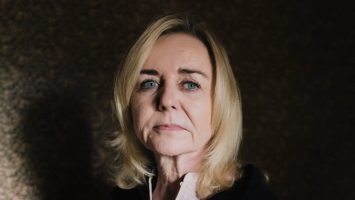 Mona Juul (K) revser KVINFO på Facebook.