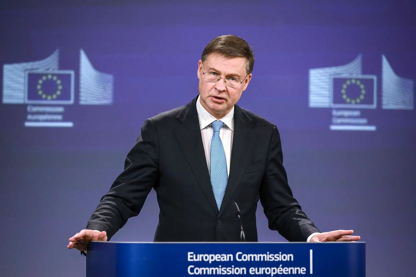 EU-kommissær for økonomi, Valdis Dombrovskis, ser et enormt potentiale for både europæiske opsparere og europæiske virksomheder i oprettelsen af en opsparings- og investeringsunion. Nu er EU' seks største økonomier gået sammen for at se, om de kan gøre forslaget til virkelighed (Arkivfoto).