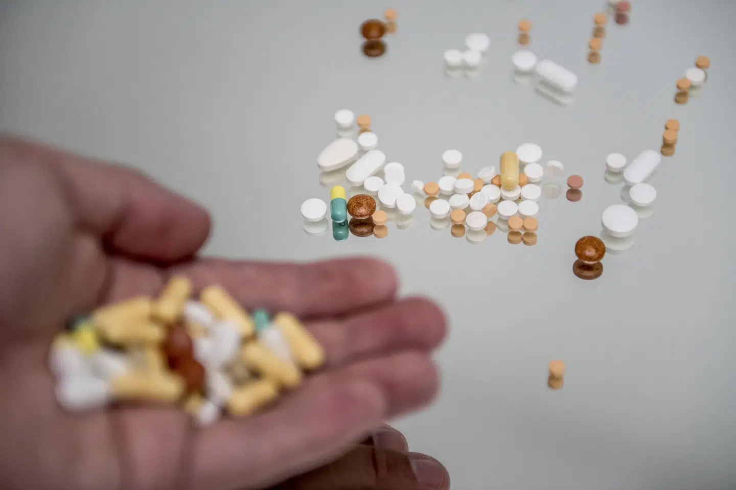 Medicinalselskaber kan blive tilbageholdende med at give store rabatter eller i det hele taget sælge ny medicin i Danmark, fordi det kan gå ud over prisen i USA. (Arkivfoto).