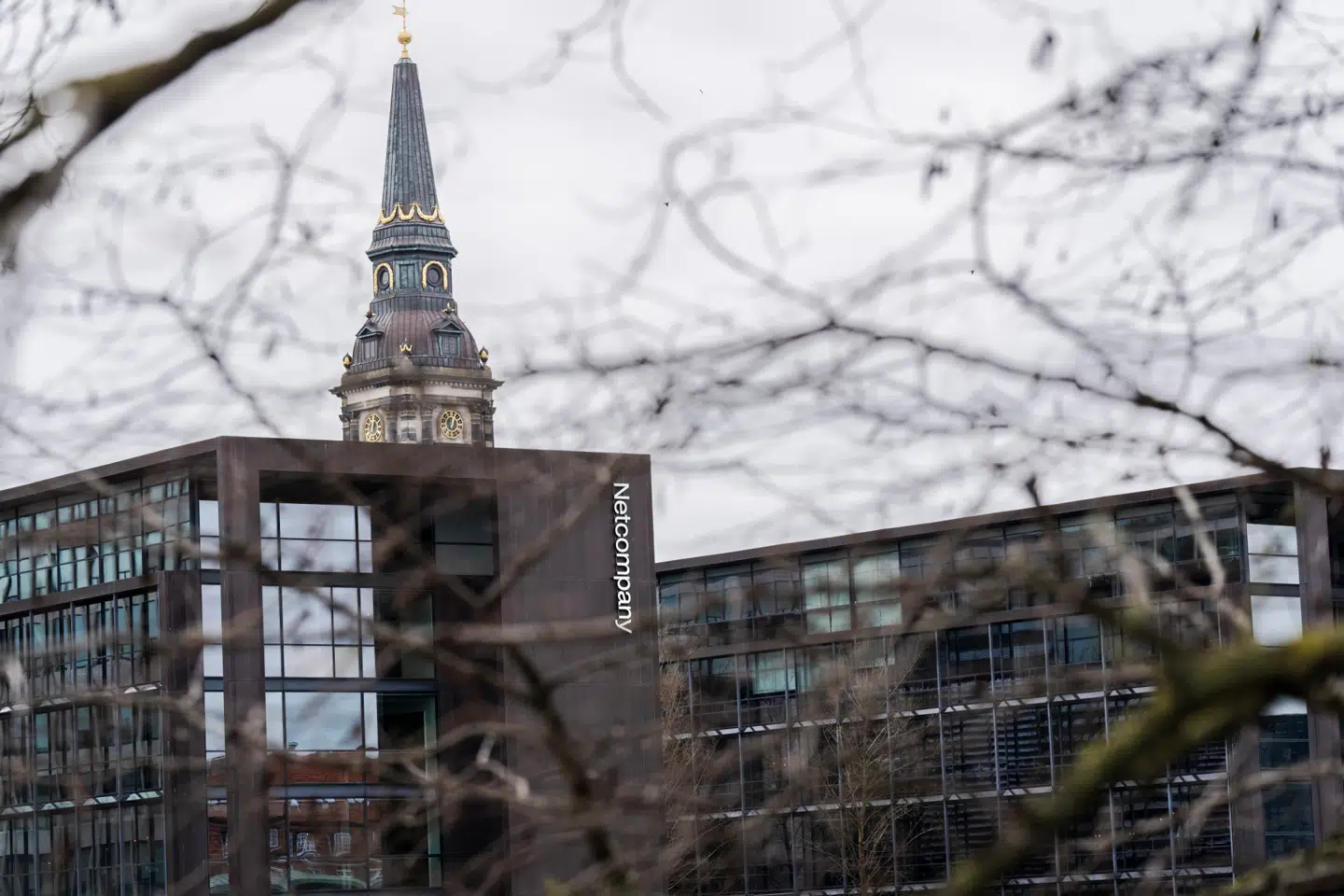 Kun et af de 25 største, børsnoterede selskaber herhjemme har ikke sat klimamål, selv om selskabet driver en milliardforretning med det offentlige.