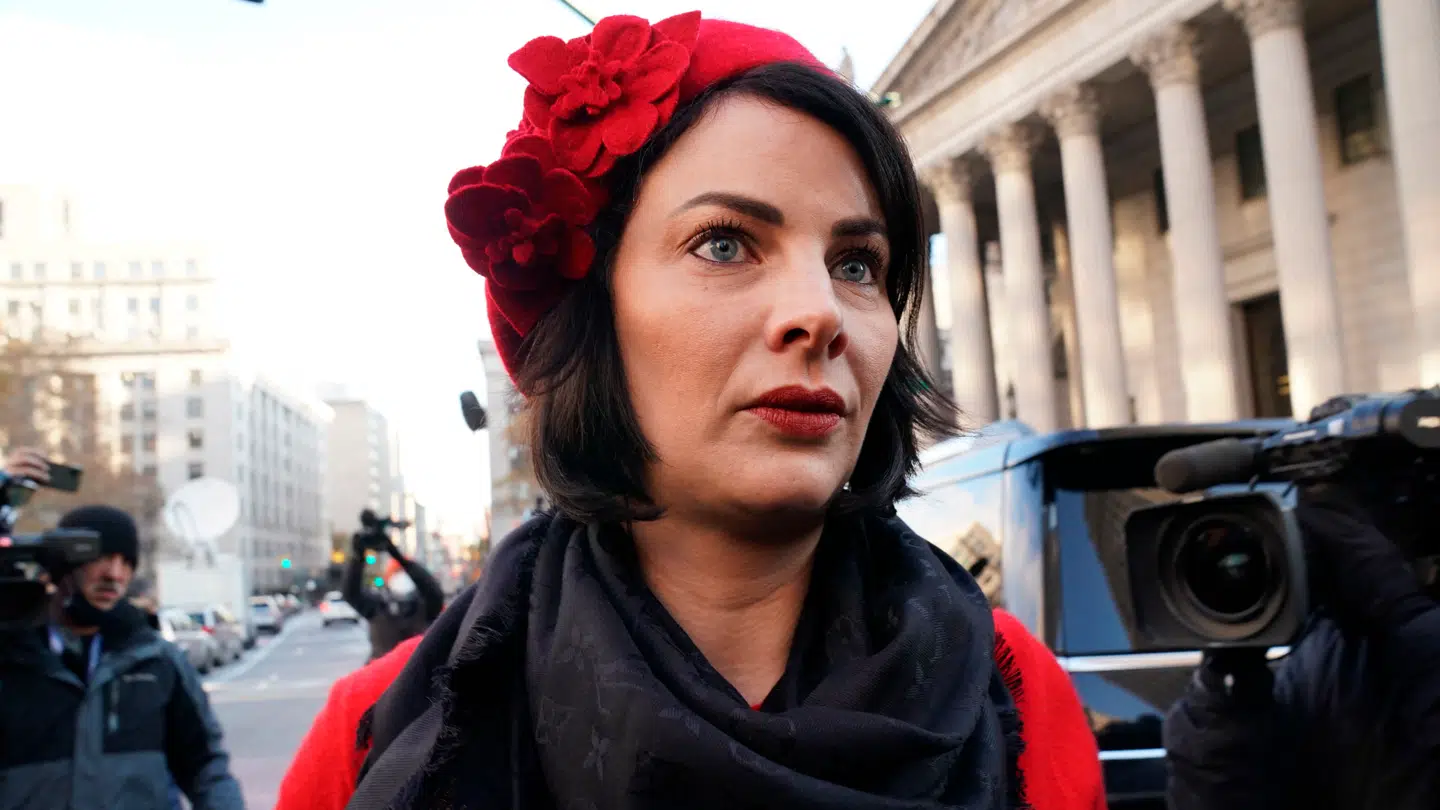 Sarah Ransome ses her i forbindelse med retssagen mod Jeffery Epsteins medsammensvorne, Ghislaine Maxwell.