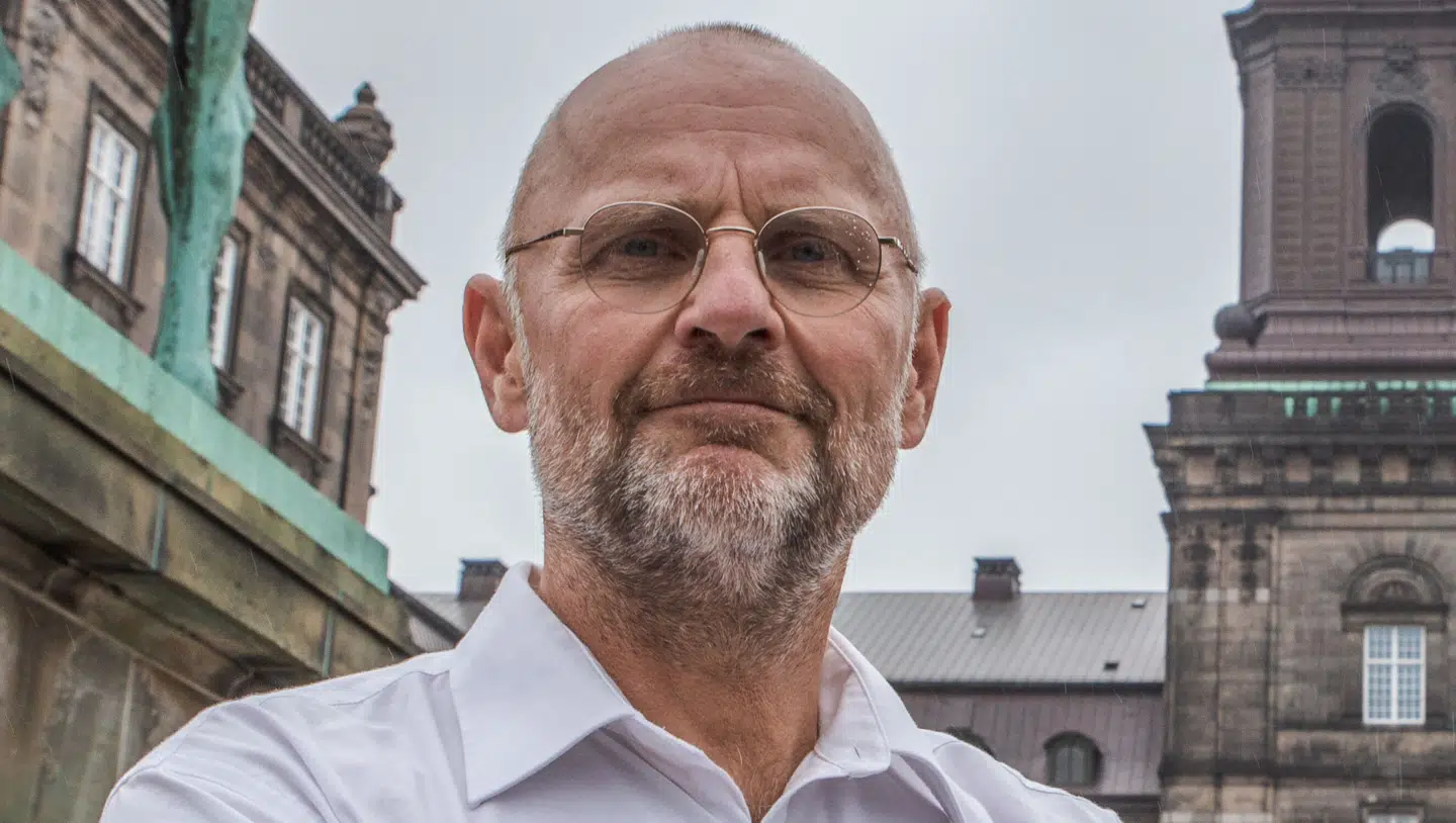 B.T.s politiske analytiker lægger ikke fingrene imellem, når han skal vurdere de seneste dagens heftige uenighed internt i regeringen om boligmarkedet.